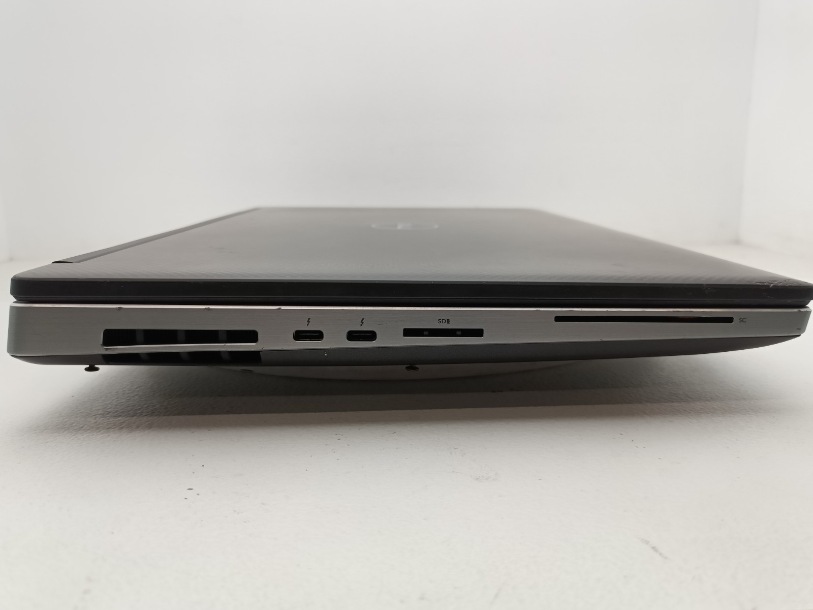 Dell Precision 7540 Intel i7 2.60GHz 16GB Ram RADEON Pro WX 3200 *READ* #91