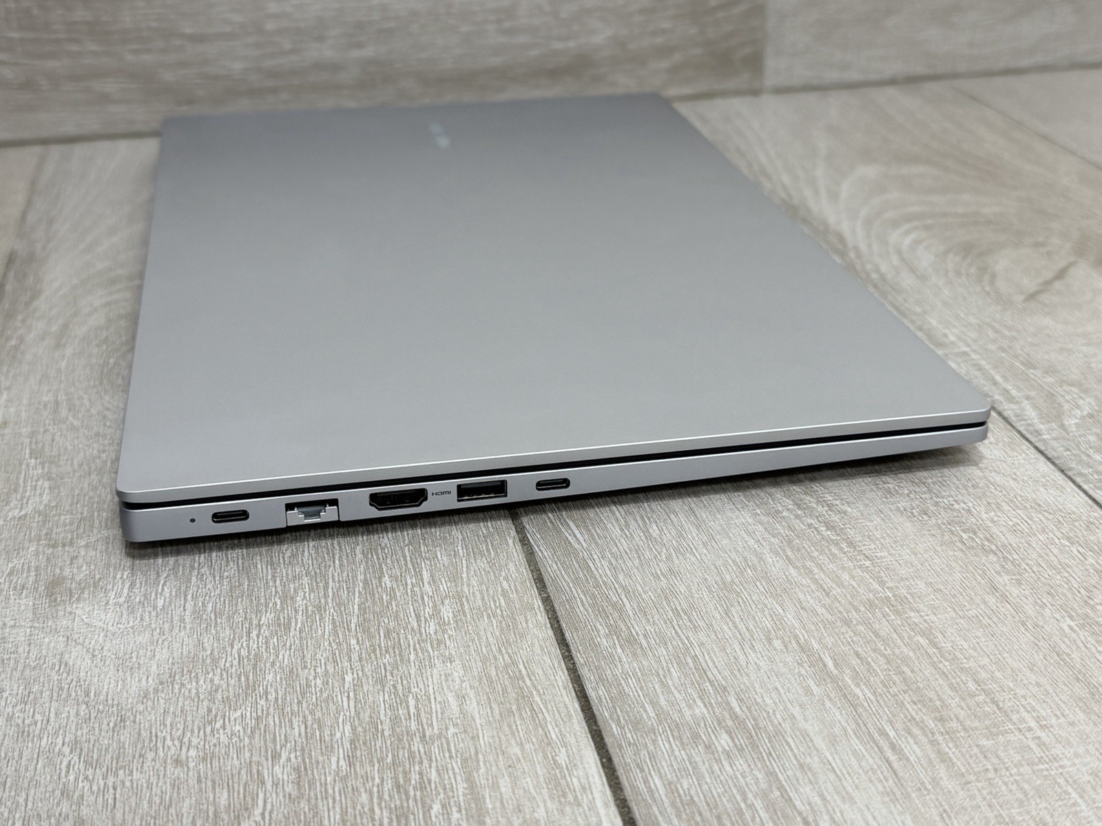 Samsung Galaxy Book4 NP750XGK 15.6″ Core 7 150U 16GB RAM 512GB NVMe SSD Win-11