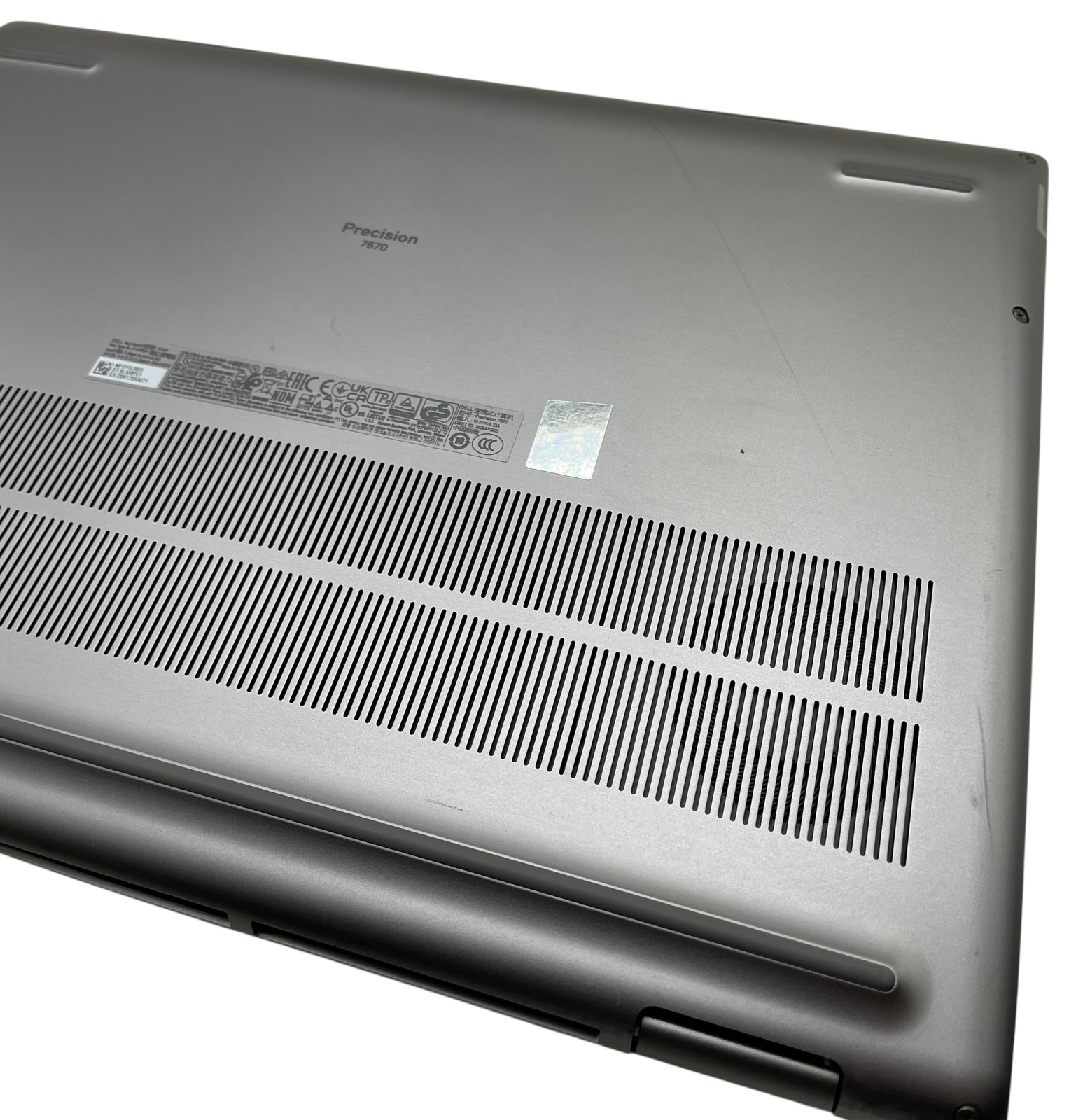 Dell Precision 7670 16″ i9-12950HX 64GB RAM 512GB SSD – Grade D