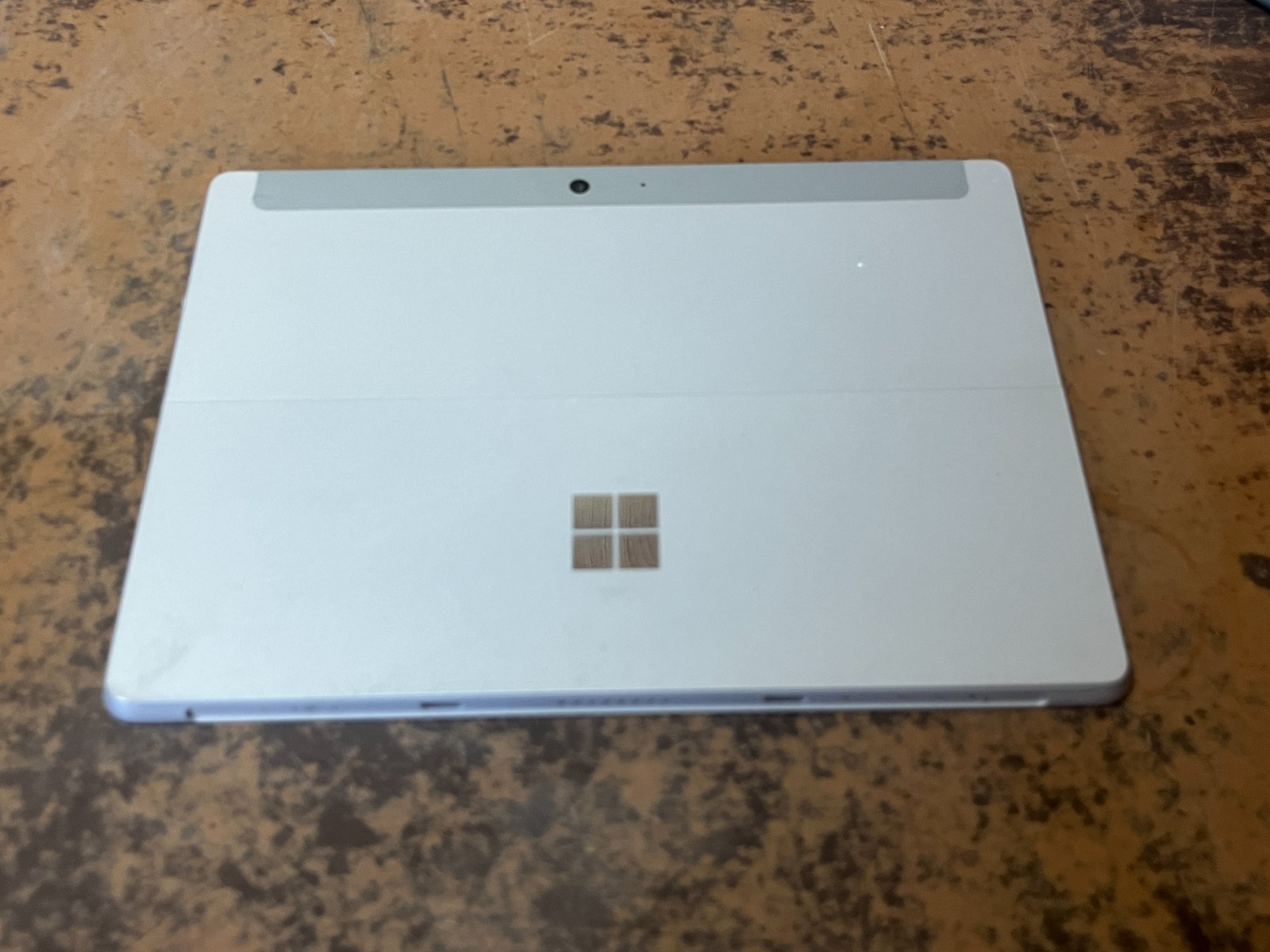 Microsoft Surface Go Pentium CPU 4415Y 1.60GHz 4GB RAM 128GB SSD Windows 11