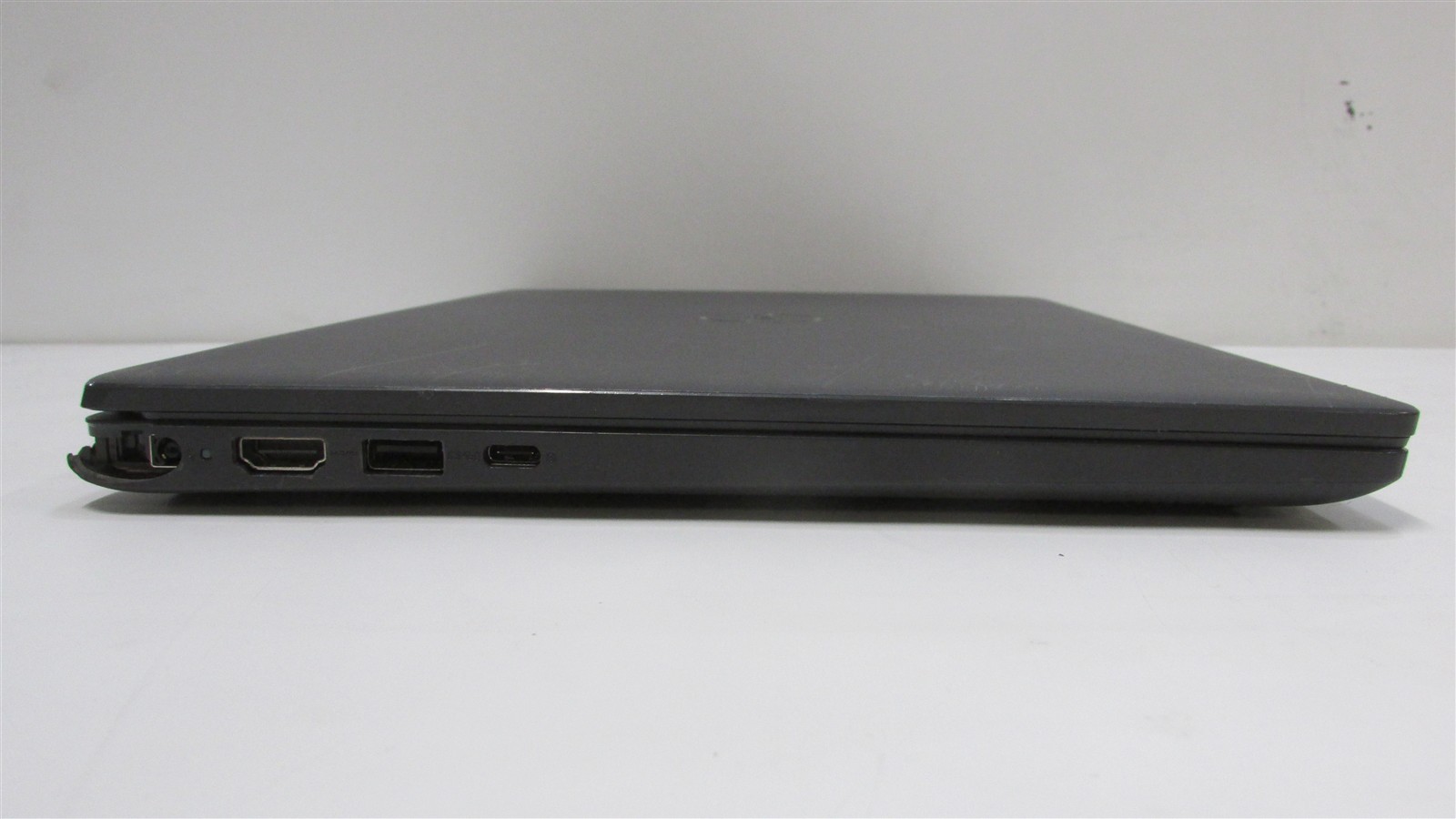 Dell Latitude 3410 i5-10210U 1.6GHz 16GB RAM 256GB NVME 14″ Win 11 Pro COSM DMG