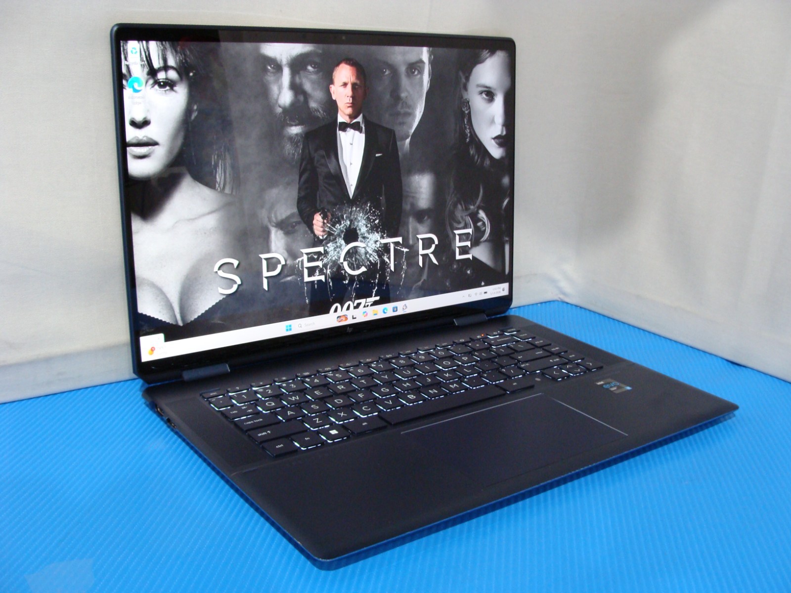 HP Spectre x360 16-f0013dx 16″TOUCH 3K+ 2-in-1 i7-11390H 3.4GHz 16GB 512GB