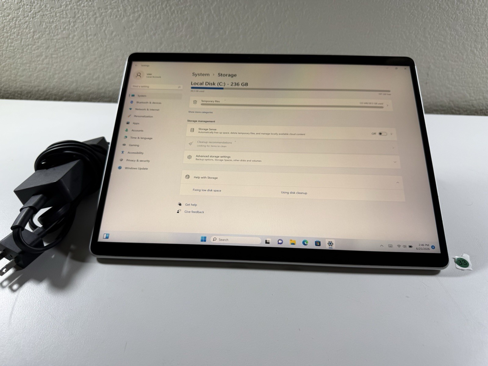 Microsoft Surface Pro 8 (1982) i5-1145G7 – 16GB RAM – 256GB 120Hz – Win 11 Pro