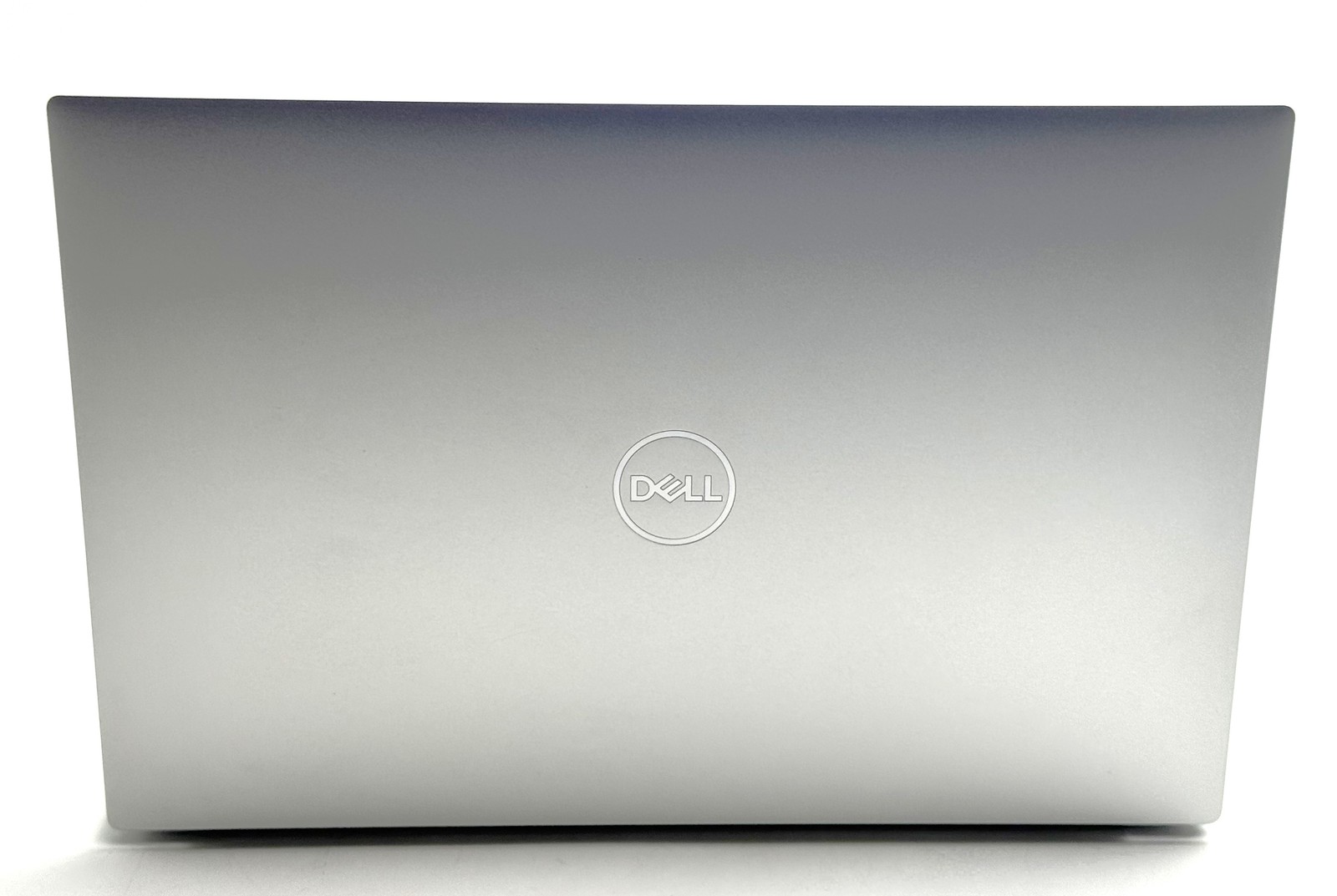 Dell XPS 15 9530 CTO – FHD+ – i7-13700H – 16GB RAM – RTX 4060 – 512GB SSD