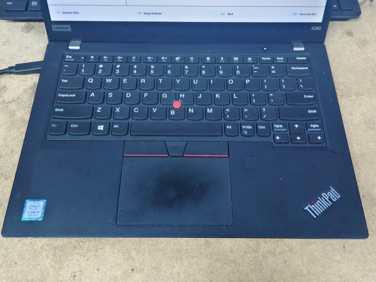 Lenovo ThinkPad X390 13.3″ FHD i5-8265U 8GB RAM 256GB SSD No OS
