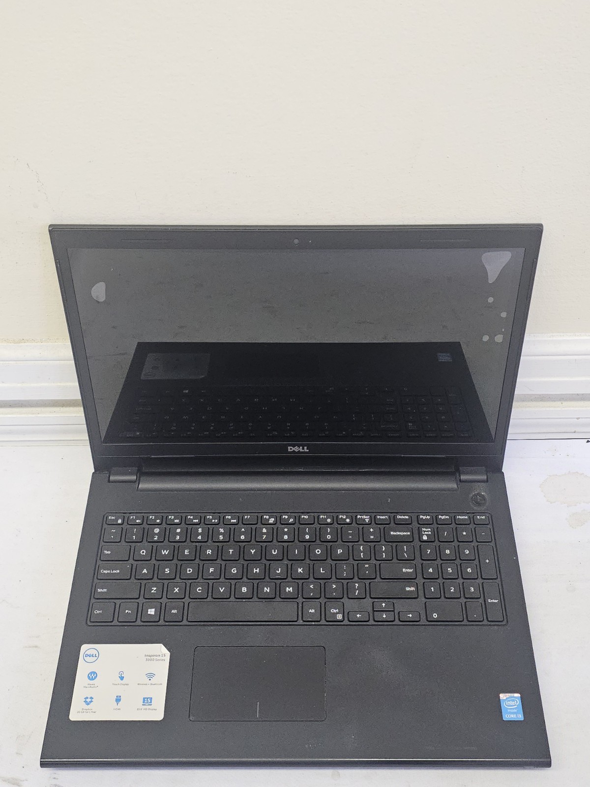 Dell Inspiron 15 Laptop – i3-4030u – 4GB RAM – 250GB SSD – WIN 10 – Read Desc.