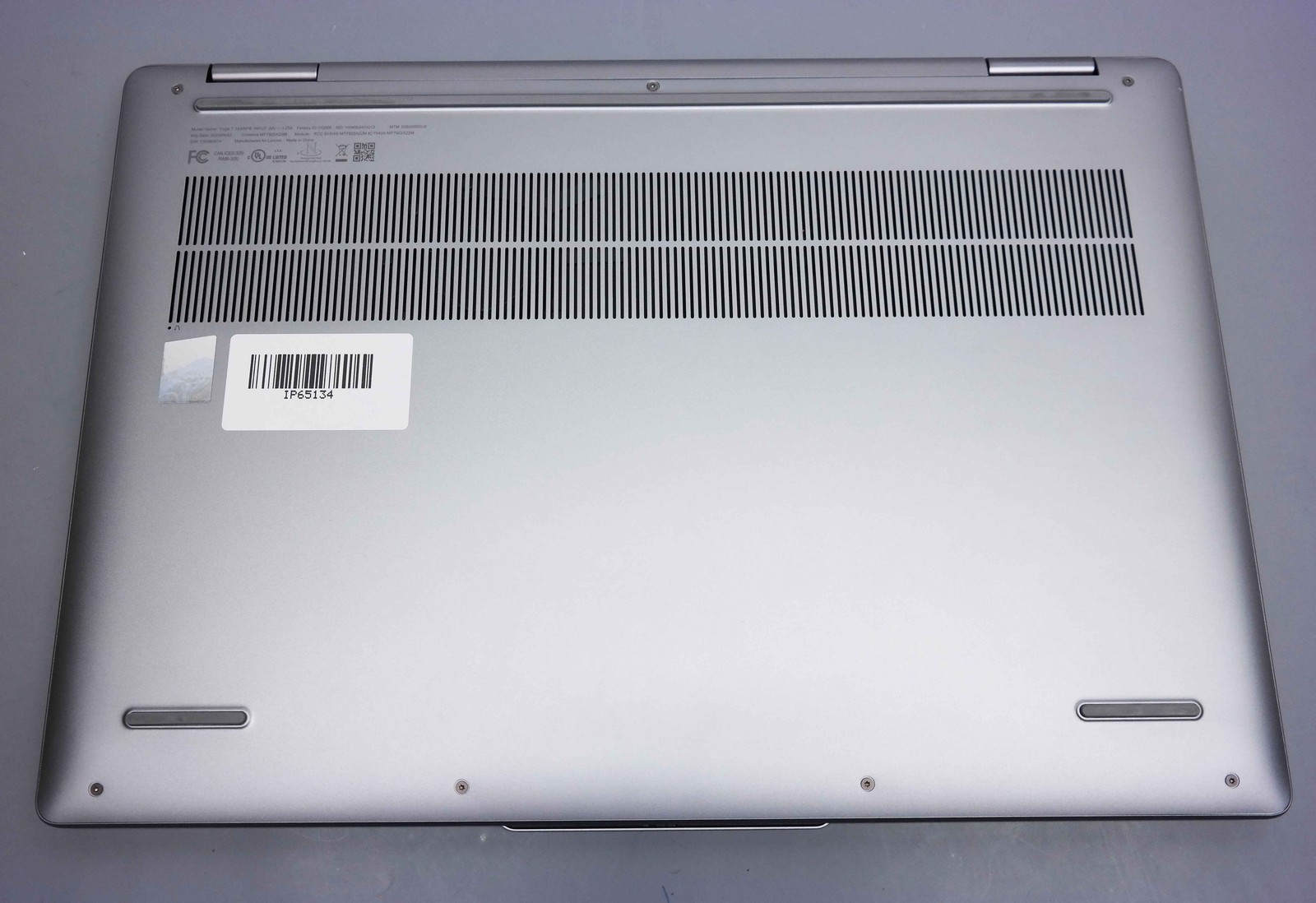Lenovo Yoga 7 16ARP8 16″ Ryzen 5 7535U 8GB 512GB SSD
