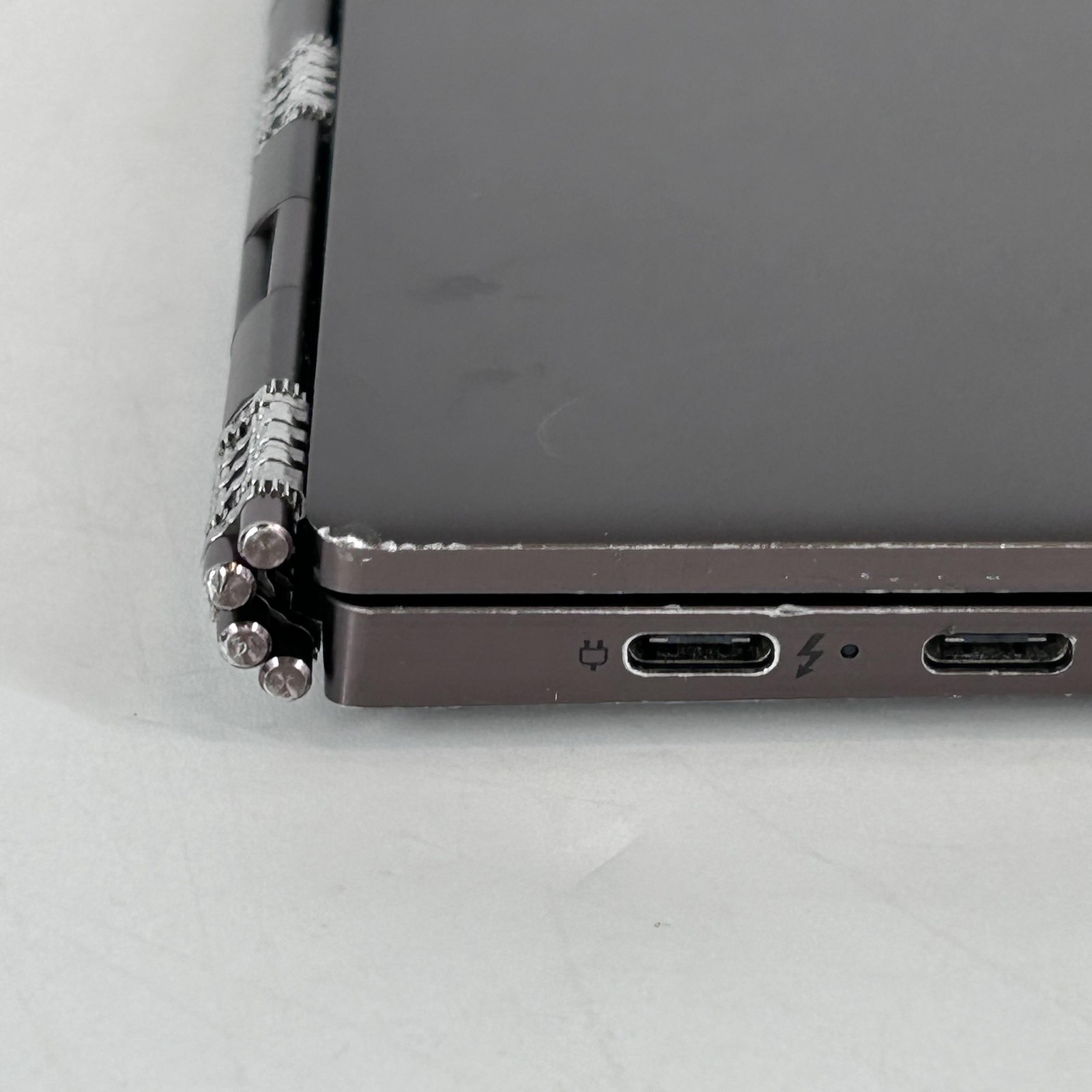 Lenovo Yoga 920 13.9 Bronze FHD i7-8550U 1.80GHz 8GB 256GB SSD – Bad Camera