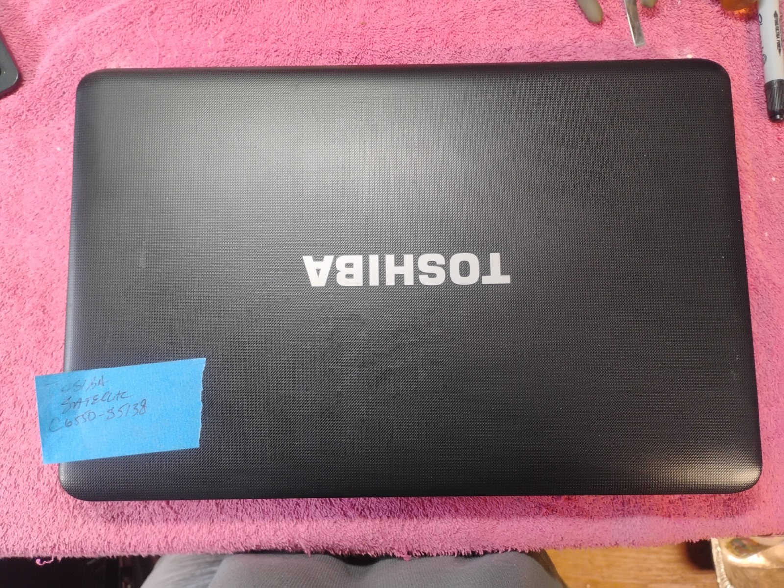 Toshiba Satellite C6550-S5138 non-working, for parts – used