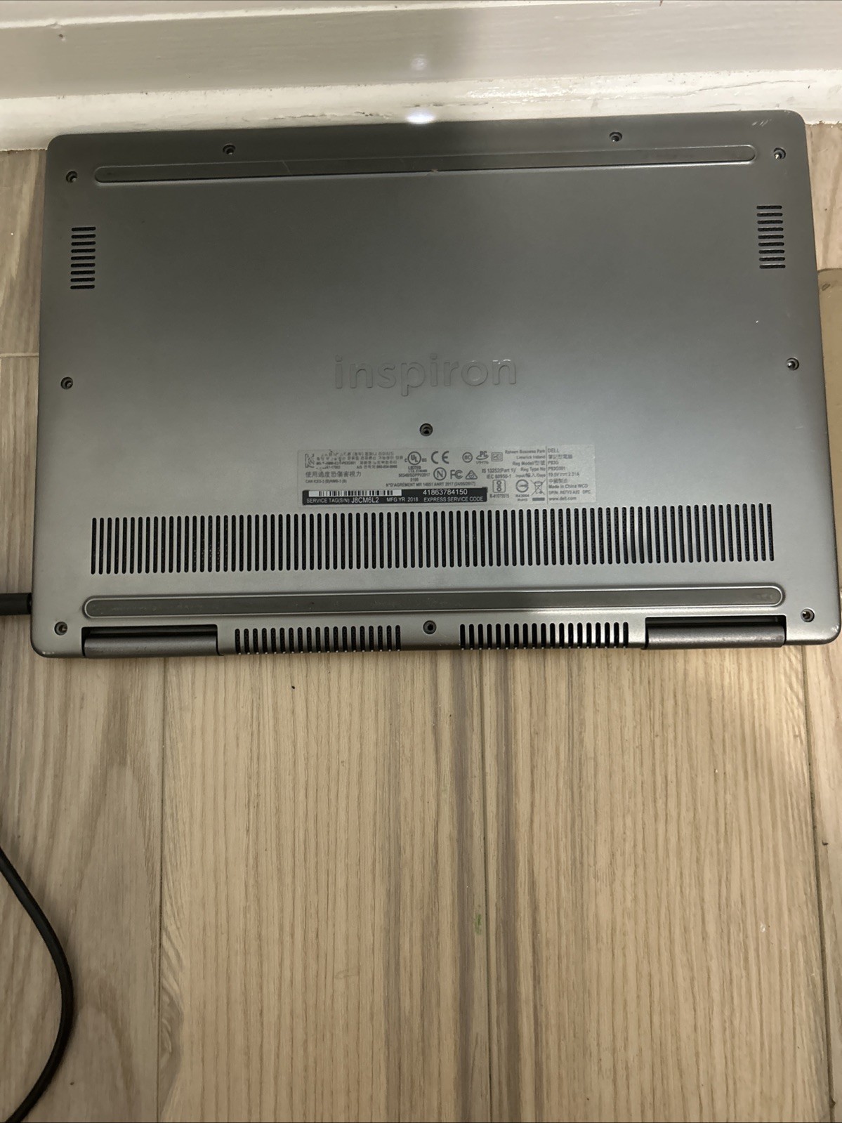 Dell Inspiron 13 7000-13 Laptop Windows 11 512gb SSD 8gb DDR4. NO CHARGER.
