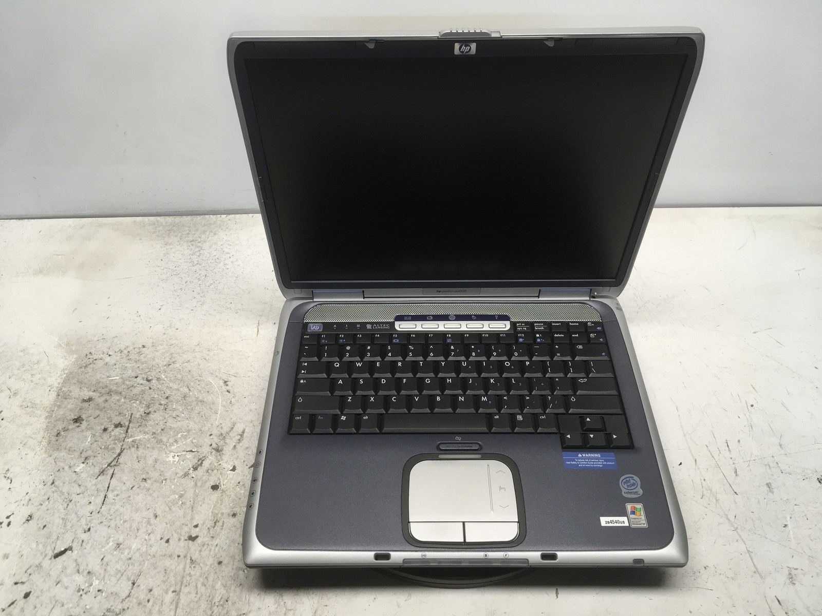 HP Pavilion ZE4540US Mobile Intel Celeron 2.4GHz 759 MB NO HDD No Batt
