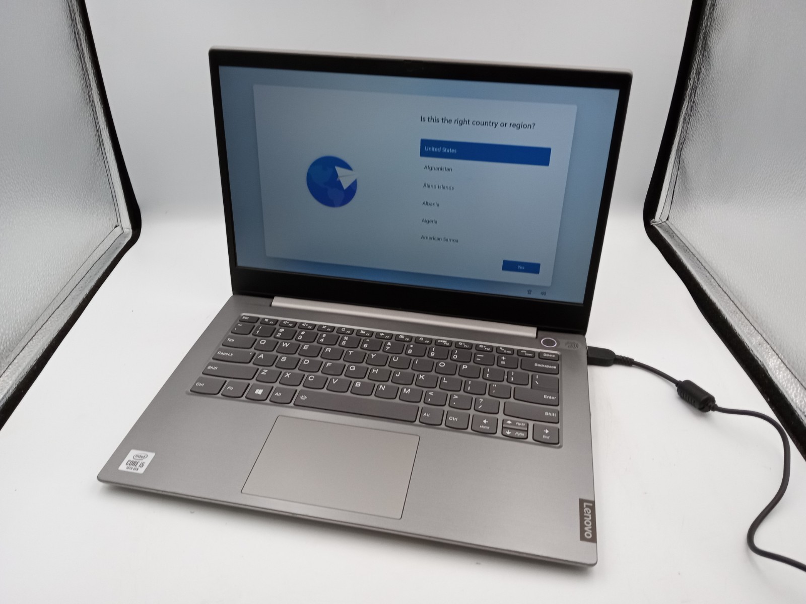 Lenovo ThinkBook 14-IIL 14″ Laptop i5-1035G1 4GB 128GB SSD Windows 11 – READ -RR