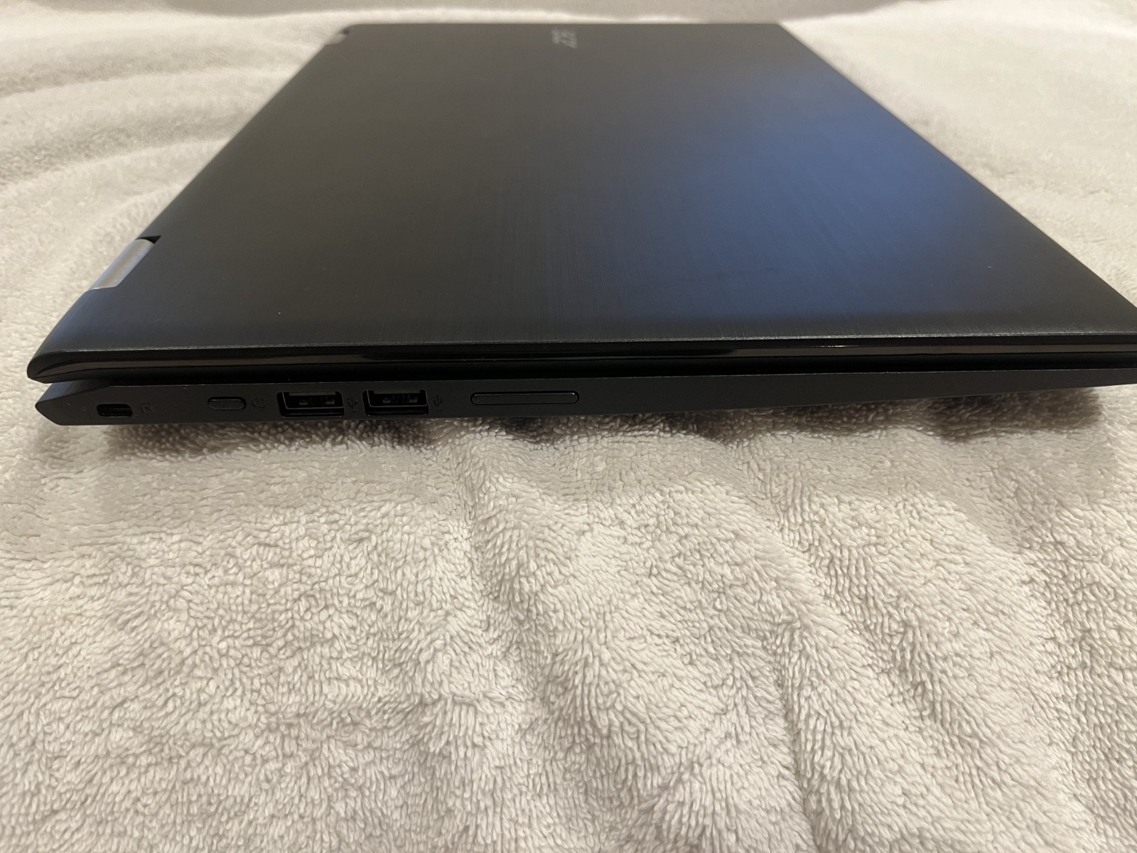 ACER Spin3 SP315-51-757C i7-7500U 2.7Ghz 256 SSD 1TB HDD 1080 15.6″ Display