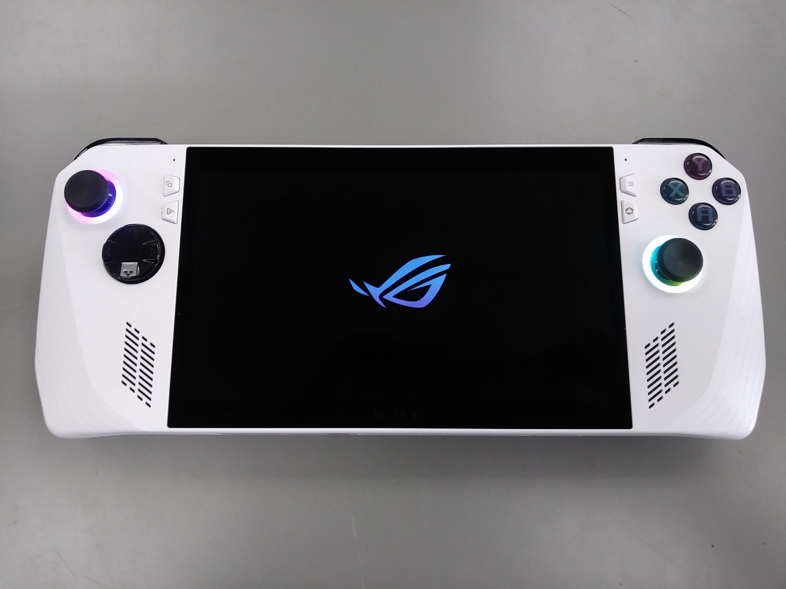 ASUS ROG Ally RC71L 7″ White Handheld Gaming PC Ryzen Z1 16GB UPGRADED 1TB SSD