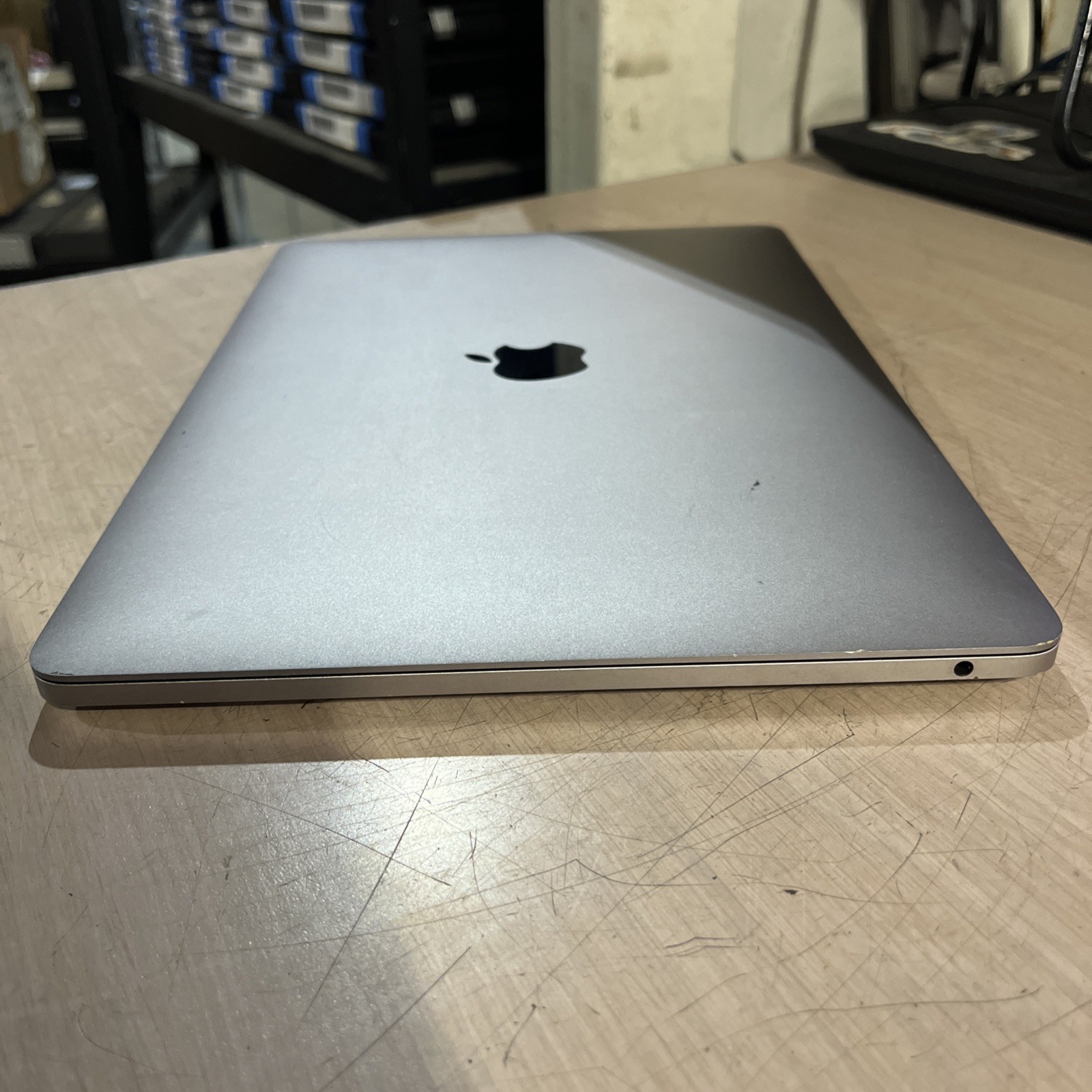 APPLE MACBOOK PRO 13″ MID-2017 CORE I5-7360U 2.3GHZ 8GB RAM NO HD