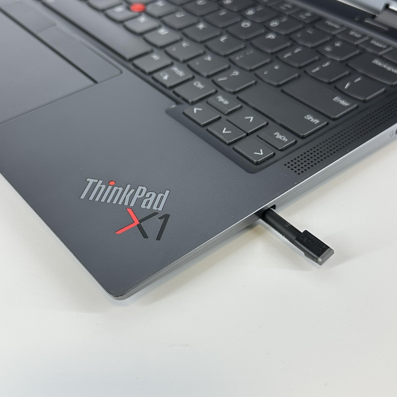 Lenovo ThinkPad X1 Yoga Gen 7 14 FHD+ TOUCH i7-1265U 16GB 512GB SSD – BENT FRAME