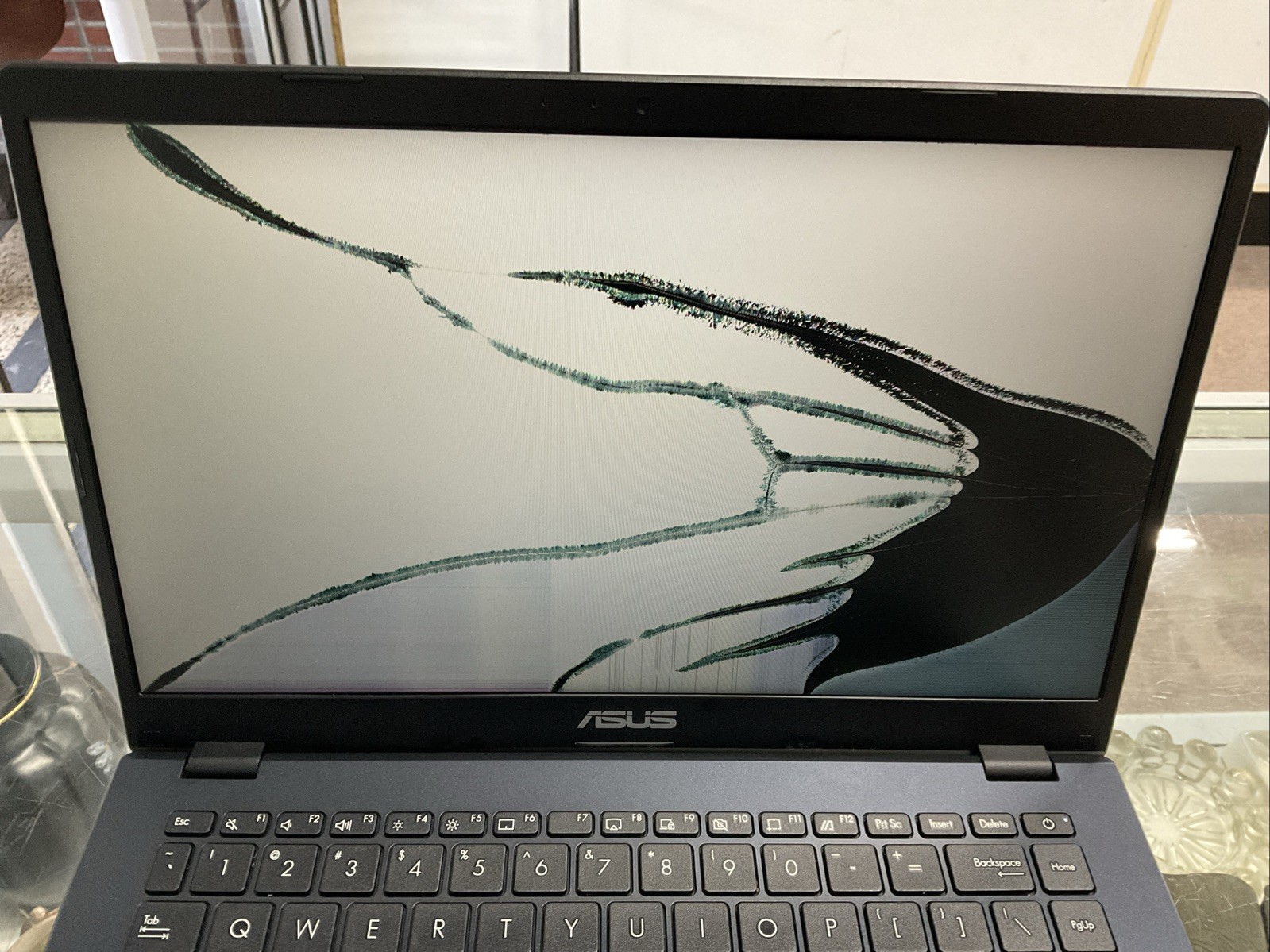 ASUS 14.0″ Laptop E410M Intel Celeron N4020 4GB RAM 64GB SSD