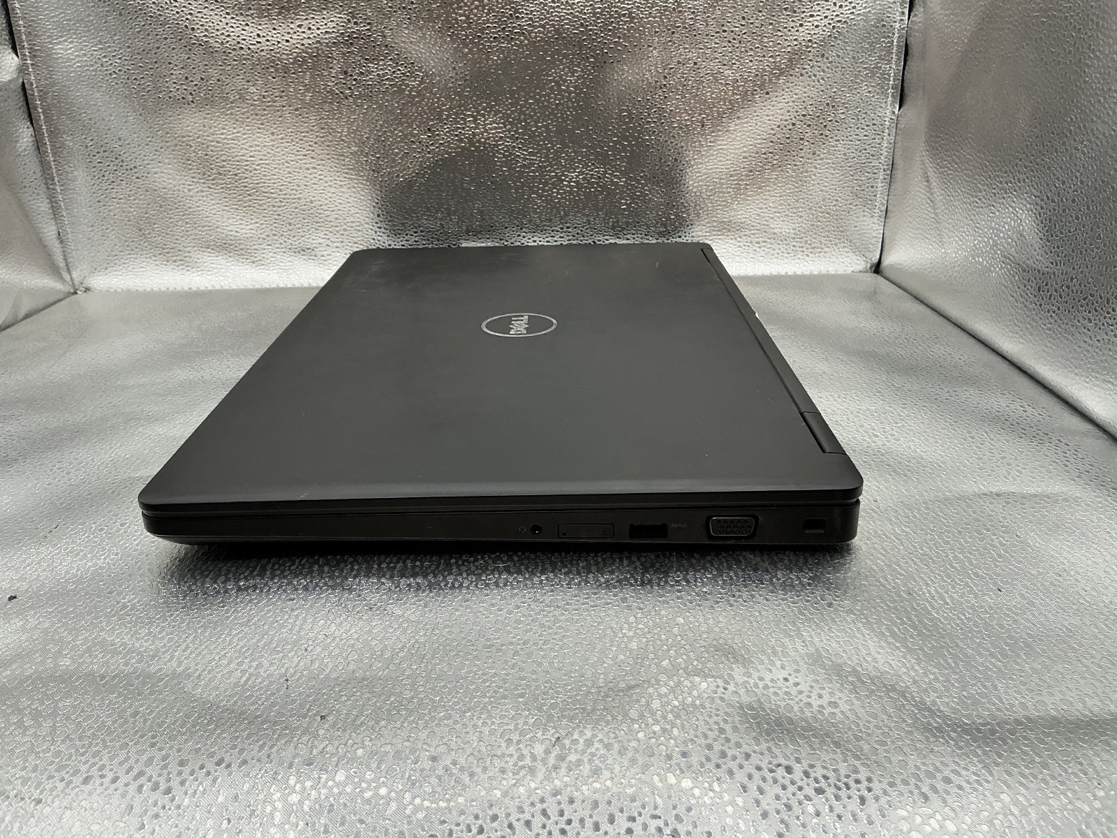 Dell Latitude 5580 i5-7300U@ 2.6GHZ, 256GB SSD, 16GB RAM, Win10, 1920×1080