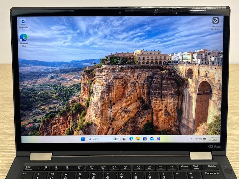 Lenovo ThinkPad X13 Yoga Gen 2 i5-1145G7 16GB 256GB SSD W11P Touch(screen issue)