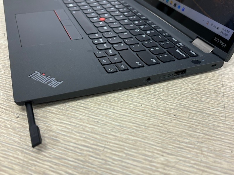 Lenovo ThinkPad X13 Yoga 13″ i5-1145G7 16GB 256GB SSD W11P Toush 2-in-1 Laptop