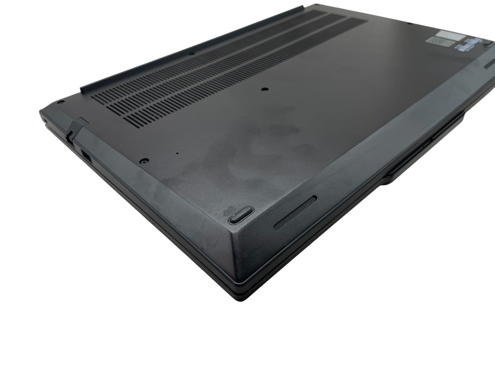 Lenovo ThinkPad P14s Gen 5 – Intel Ultra 7 165H – 32GB RAM – 1TB SSD – Grade D