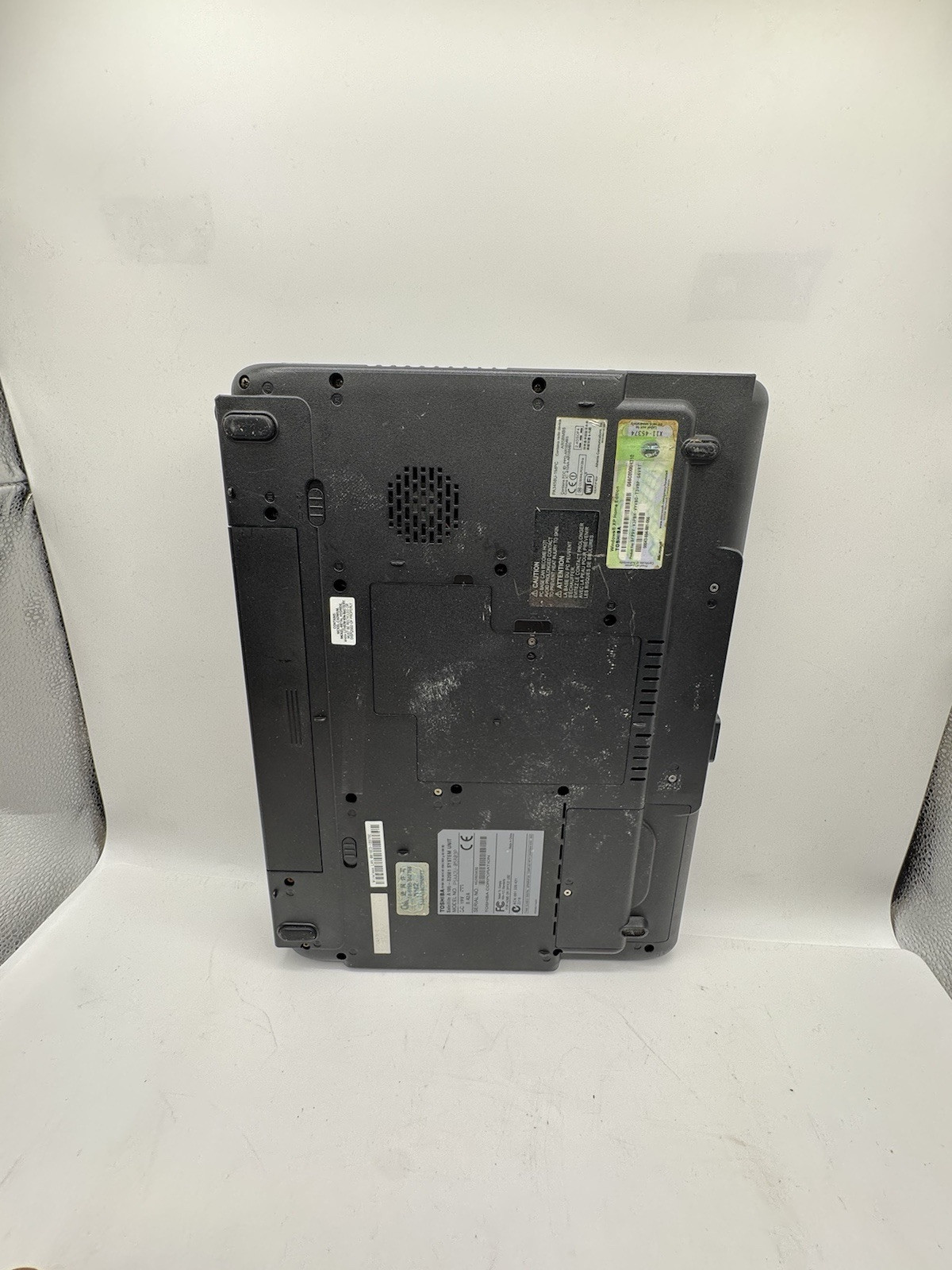 Lot Of 2 Laptops Toshiba Satellite A105-S2081 & ASUS X54C Powers On Locked