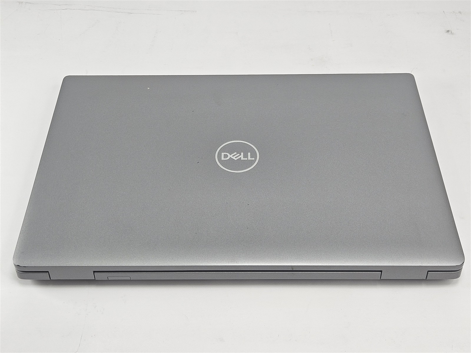 Dell Precision 3571 P104F 16GB 256GB SSD i5-12600H 15.6″ Workstation