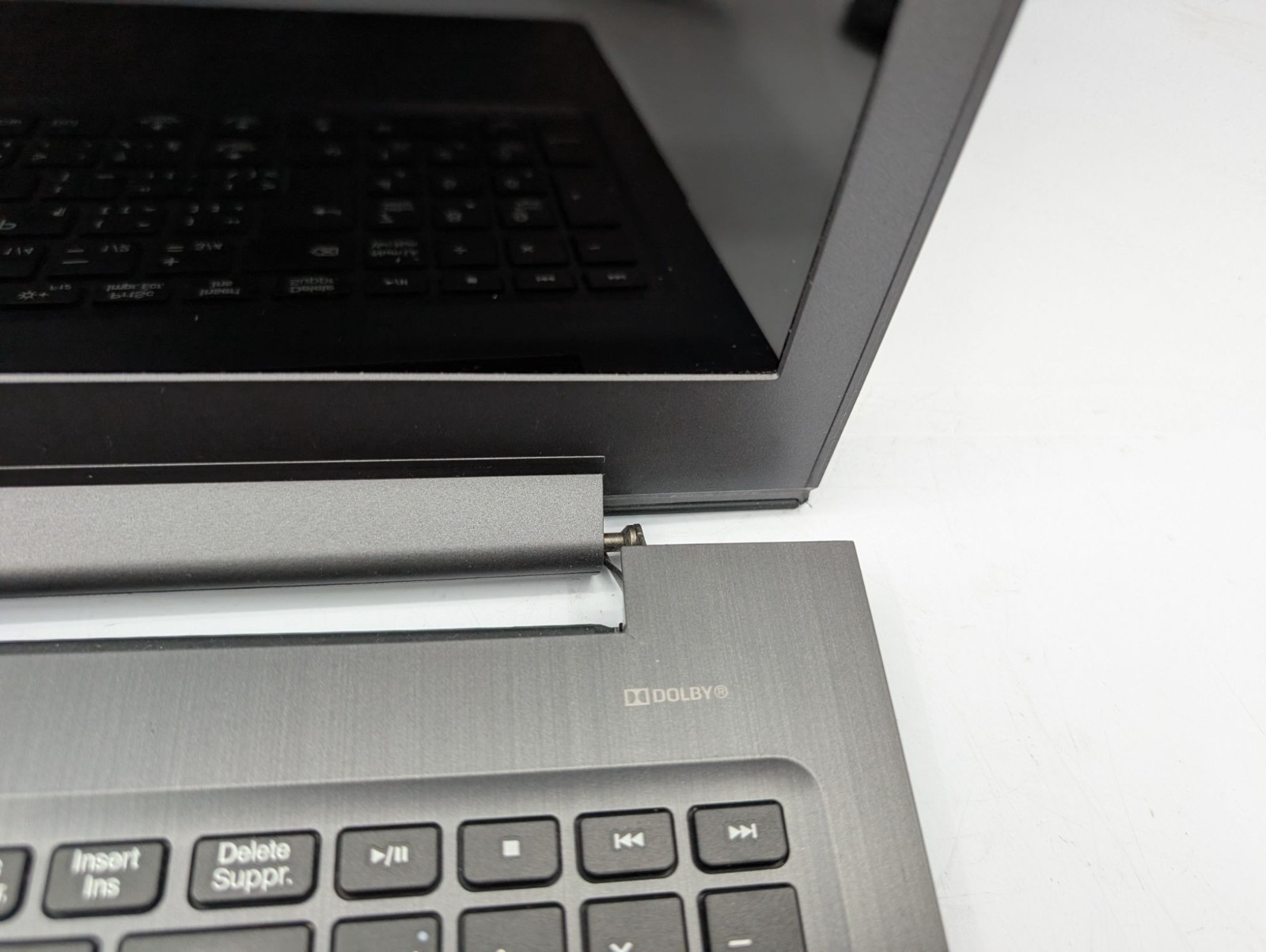 Lenovo Ideapad 310-15IKB 15.6″ Display Intel Core i5-7200U 2.50 GHz 4GB RAM