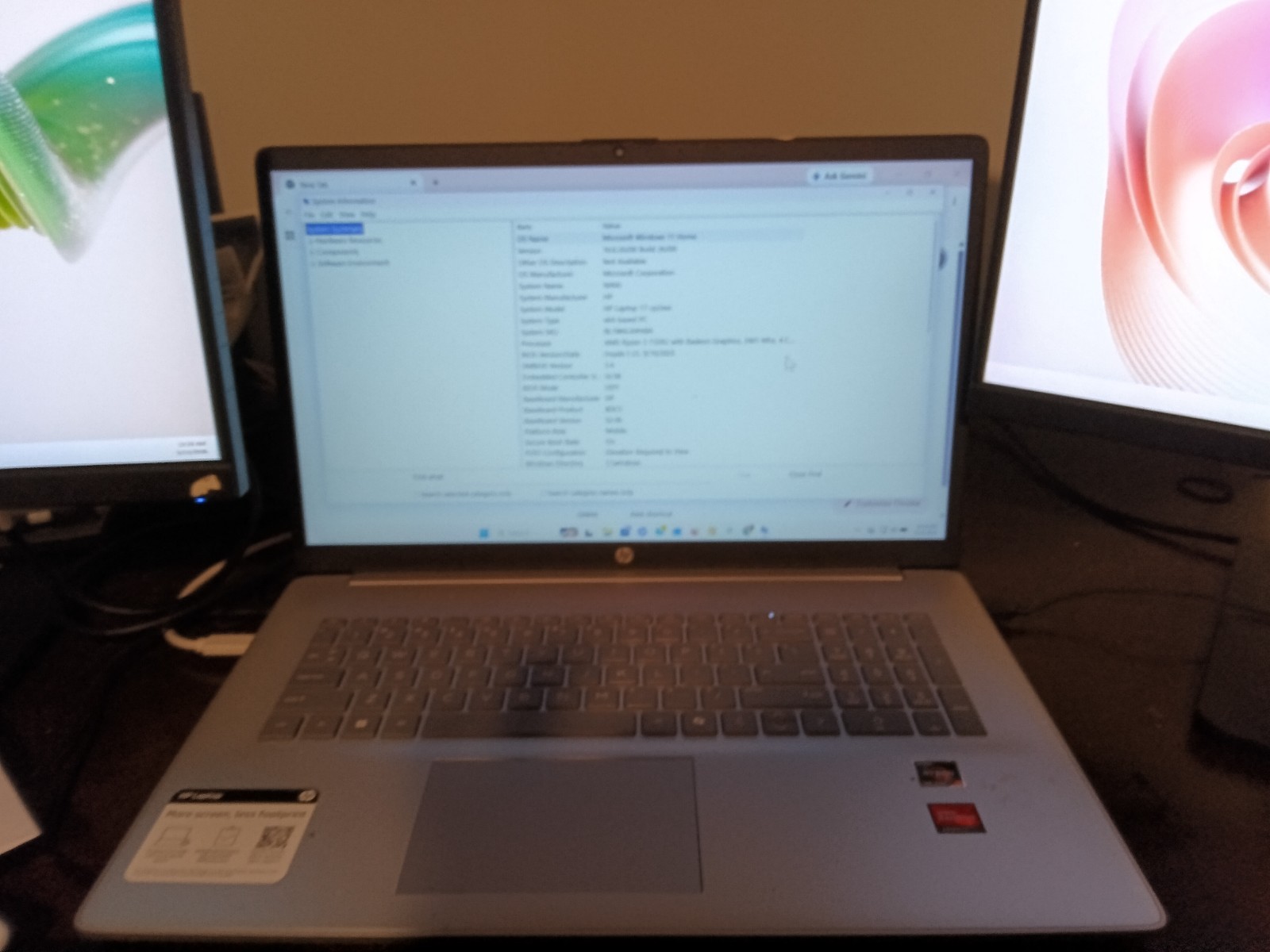 HP Laptop 17.3″FHD Backlit PC and ryzen 3 7320u 16GB RAM 512GB SSD Win 11 Pro