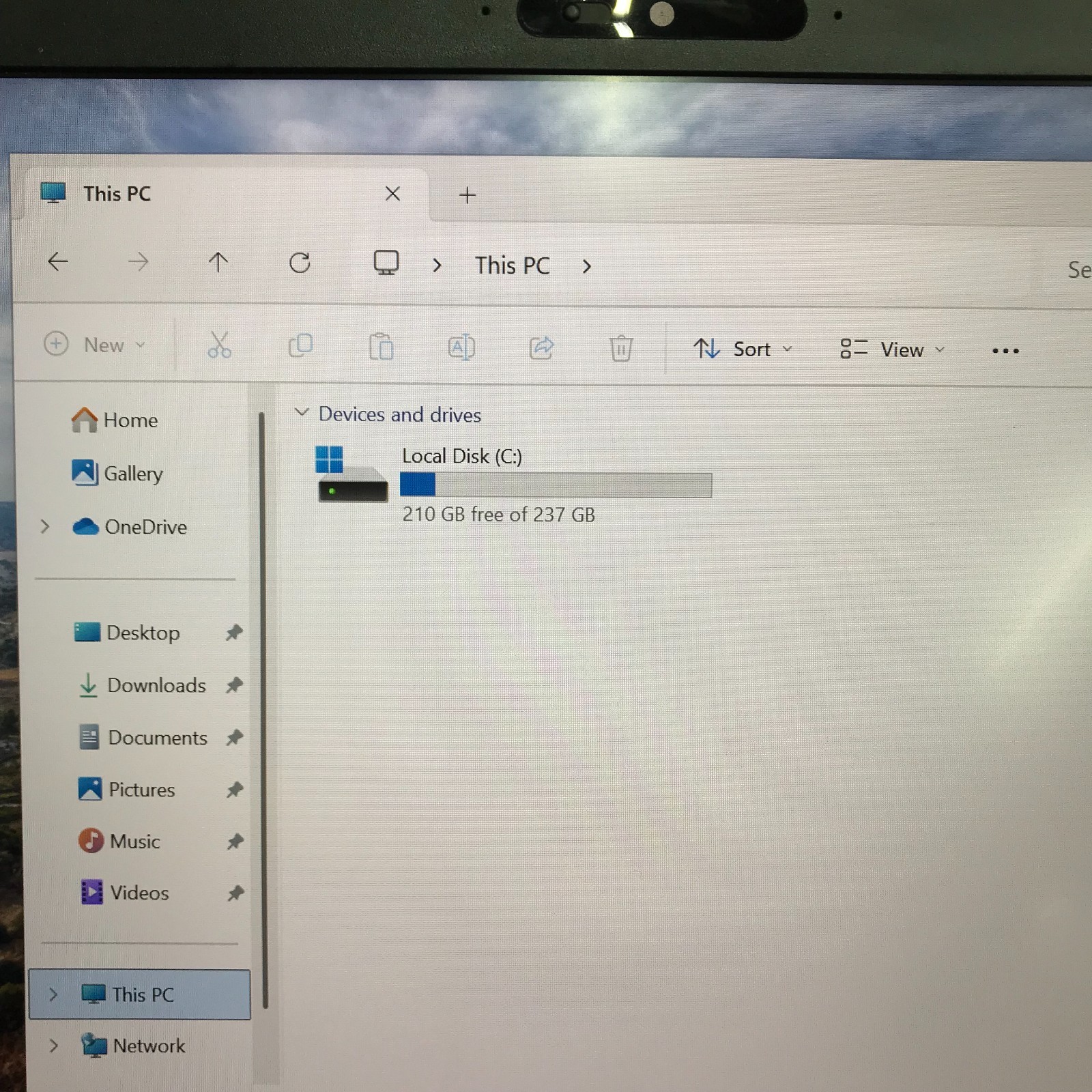 Dell Latitude 5400 14″ Laptop i5-8365U 12GB RAM 256GB SSD (Windows 11 Pro)