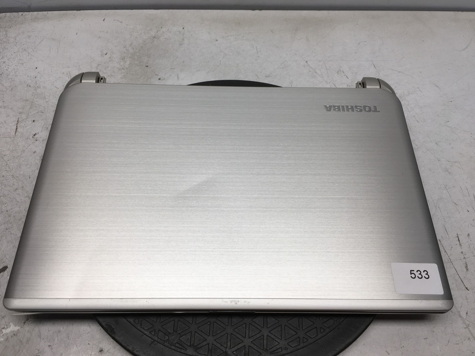 Toshiba Satellite E45-B4200 Intel i5-4210U 1.7GHz 6 GB NO HDD No Batt