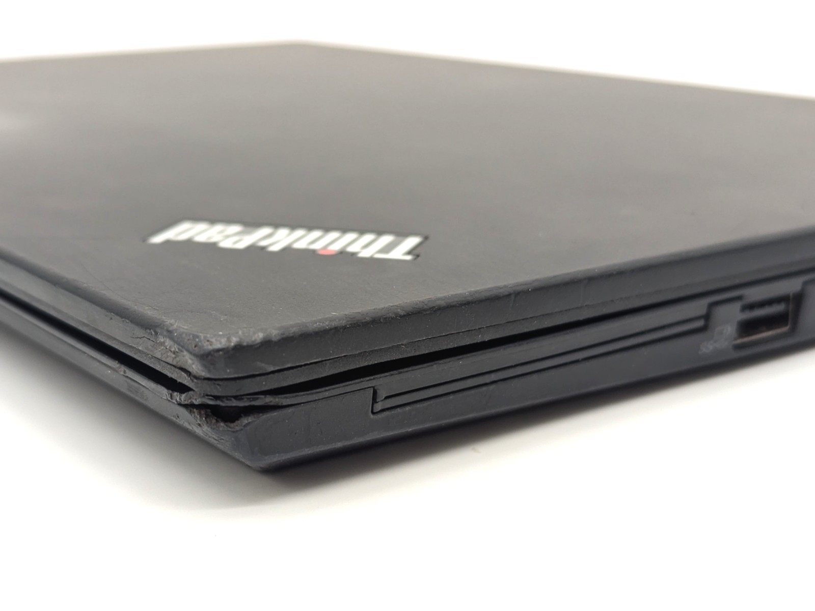 Lenovo ThinkPad T14 Gen 2- 14″ Intel Core i5-1135G7 2.4GHz 8GB RAM No OS/AC/SSD