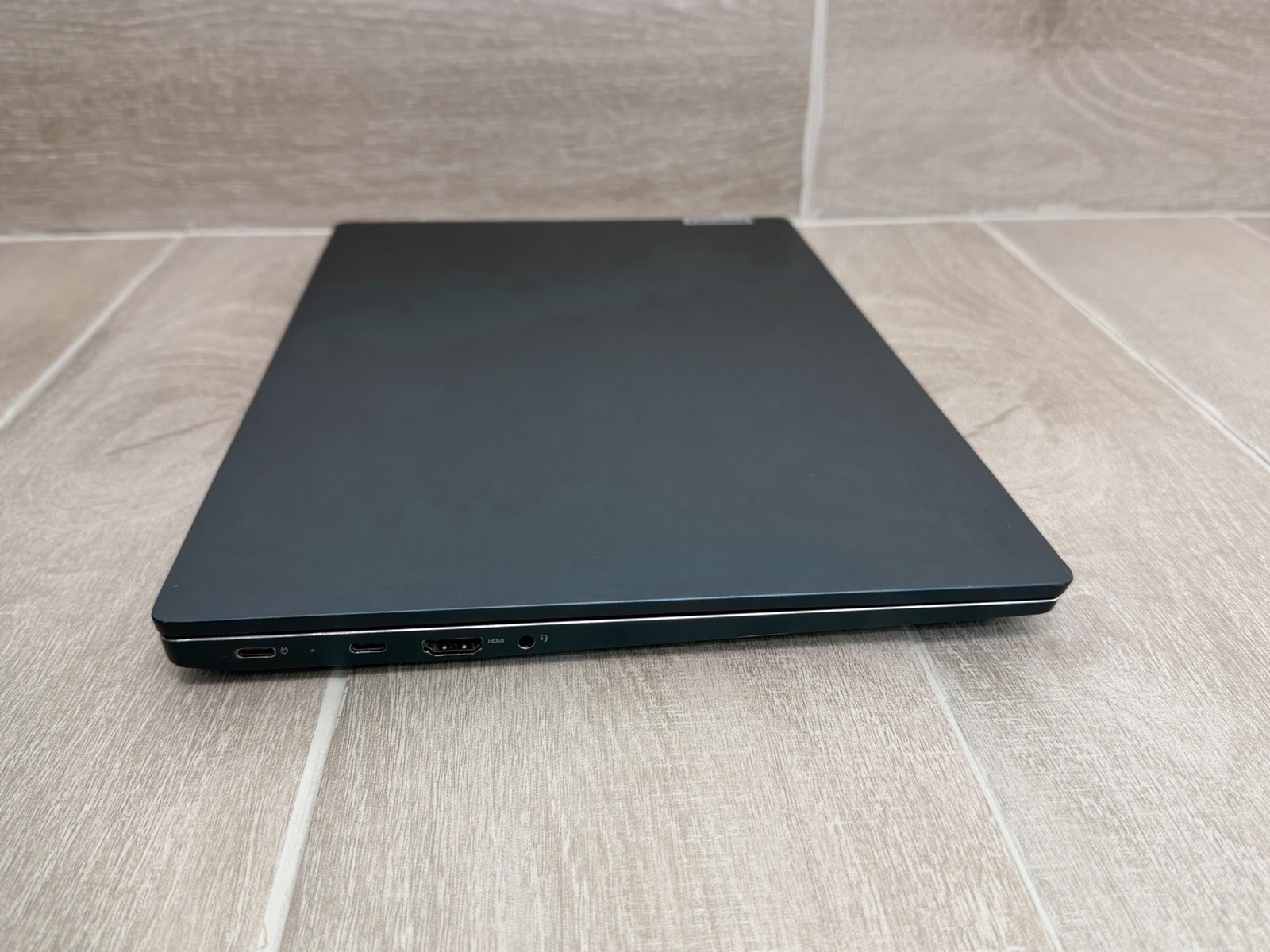 Lenovo IdeaPad 5 15ABA7 15.6″ AMD Ryzen 7 5825U 16GB RAM 256GB NVMe SSD Win-11