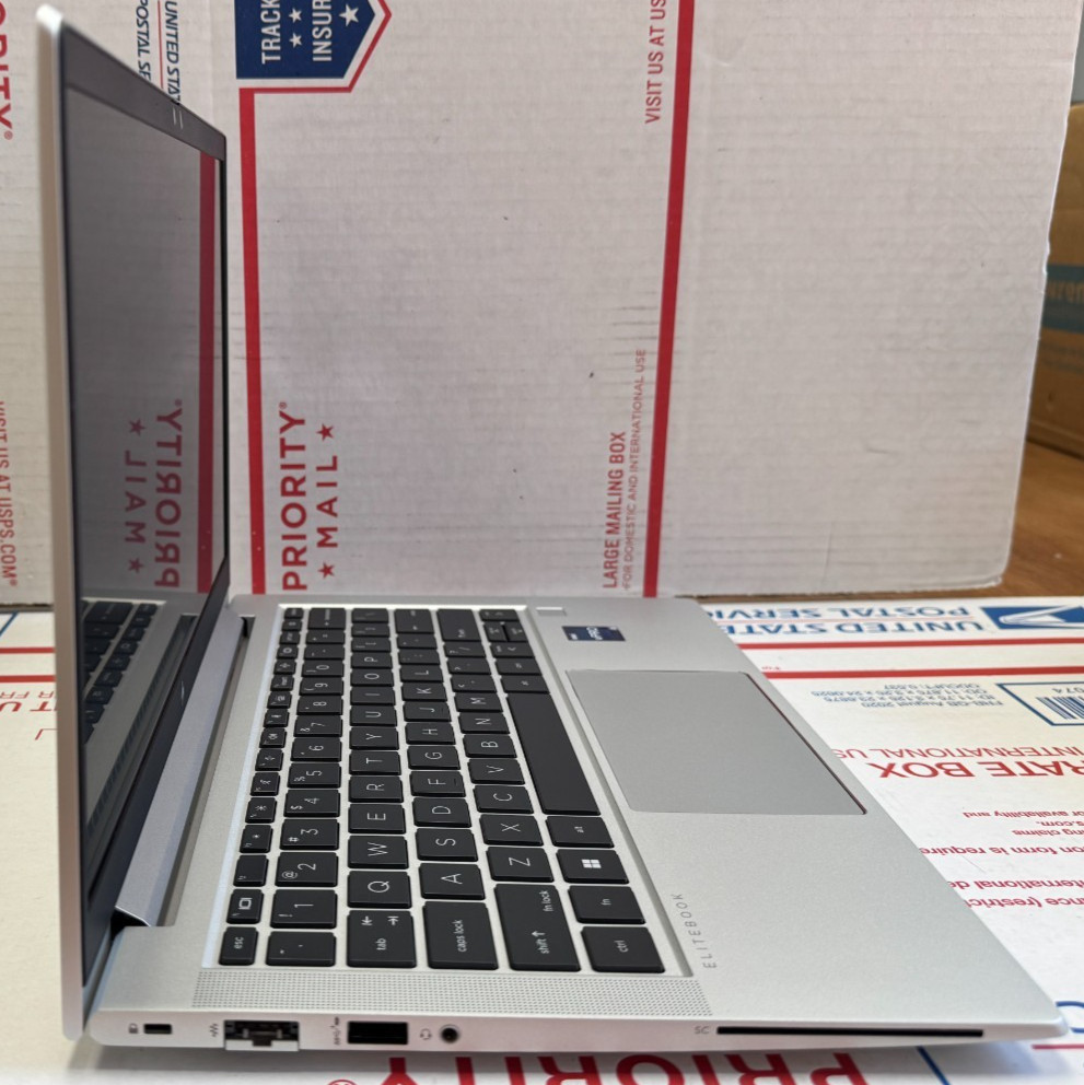 HP EliteBook 630 13.3 inch G10 i5-1345u 256GB 16GB – WARRANTY