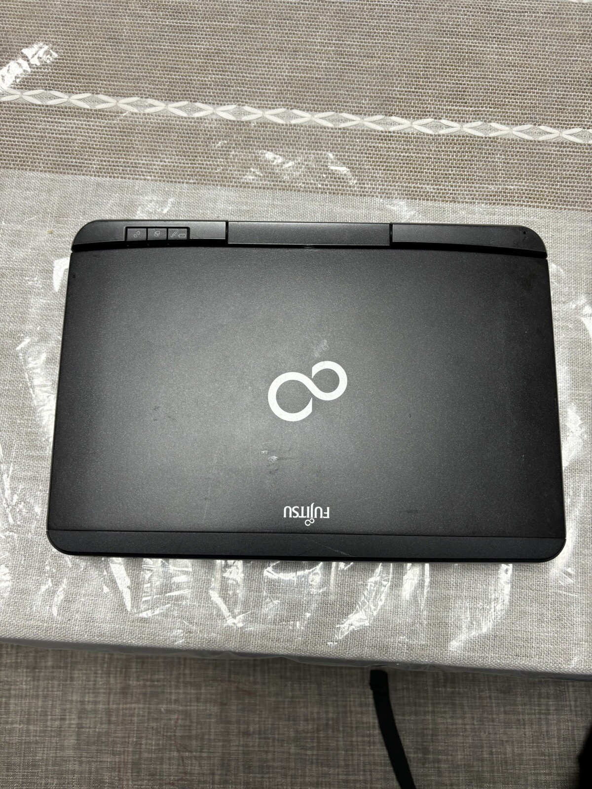 Fujitsu T 580 Core i5 – 1.33 GHz 3GB Ram Windows 10 – 512 SSD 10” Touch