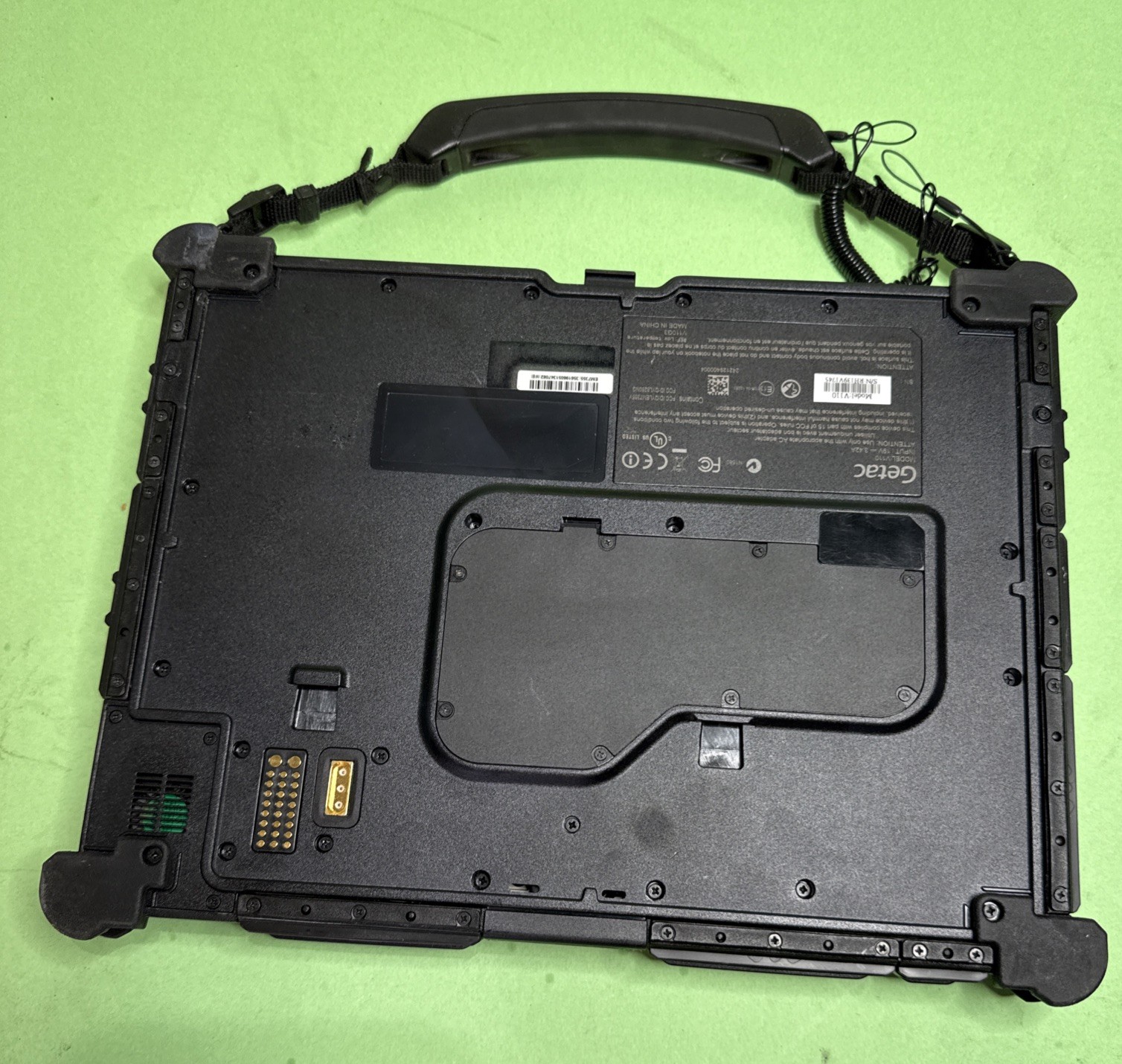 Getac V110 G3 Toughbook Tablet i7-6500U 2.50GHz 128GB SSD 12 GB Ram – 2 battery