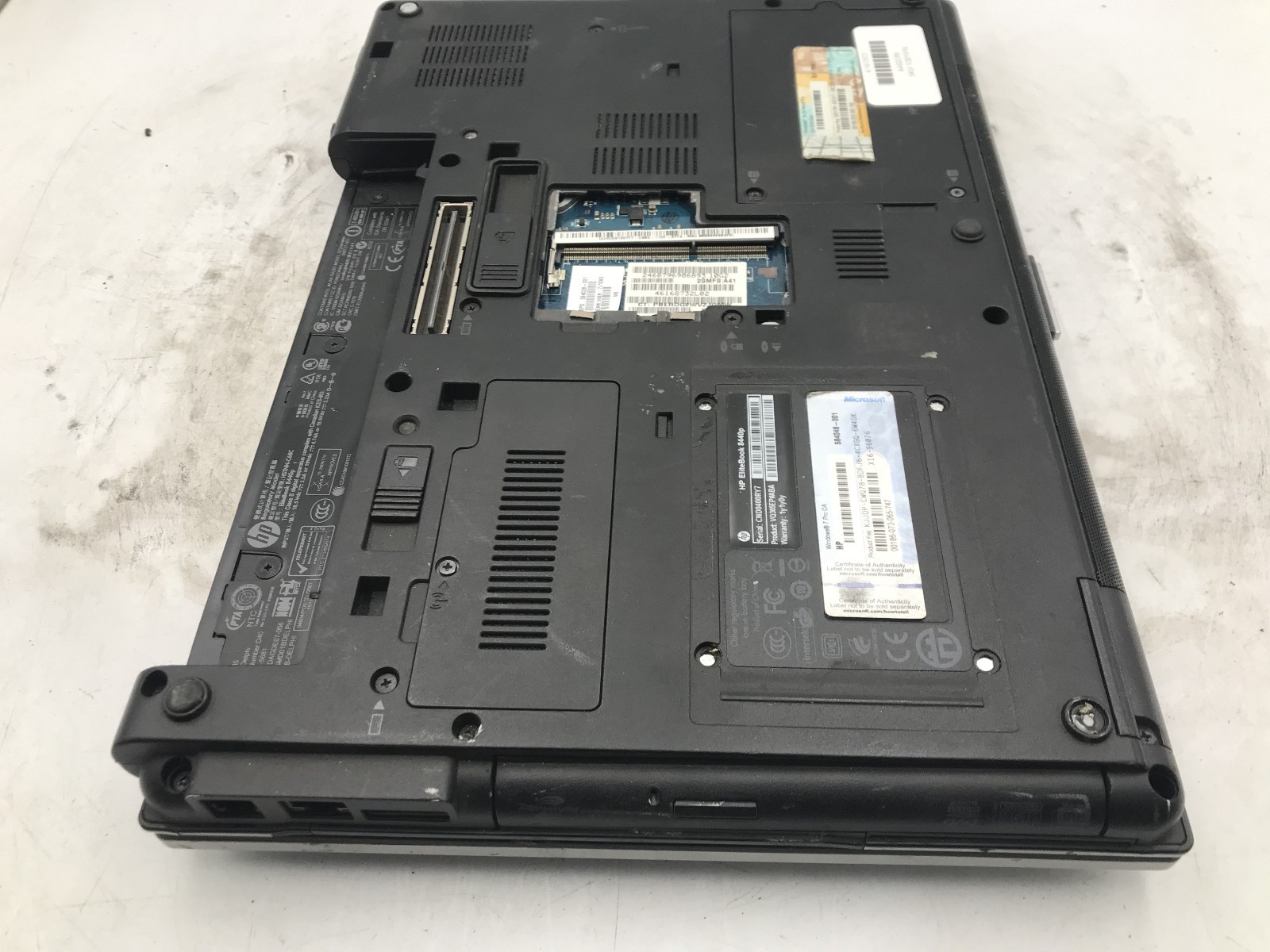 HP ELITEBOOK 8440P – BOOTS TO BIOS – INTEL I5 M520 – NO RAM – 14″ – READ – BB !!
