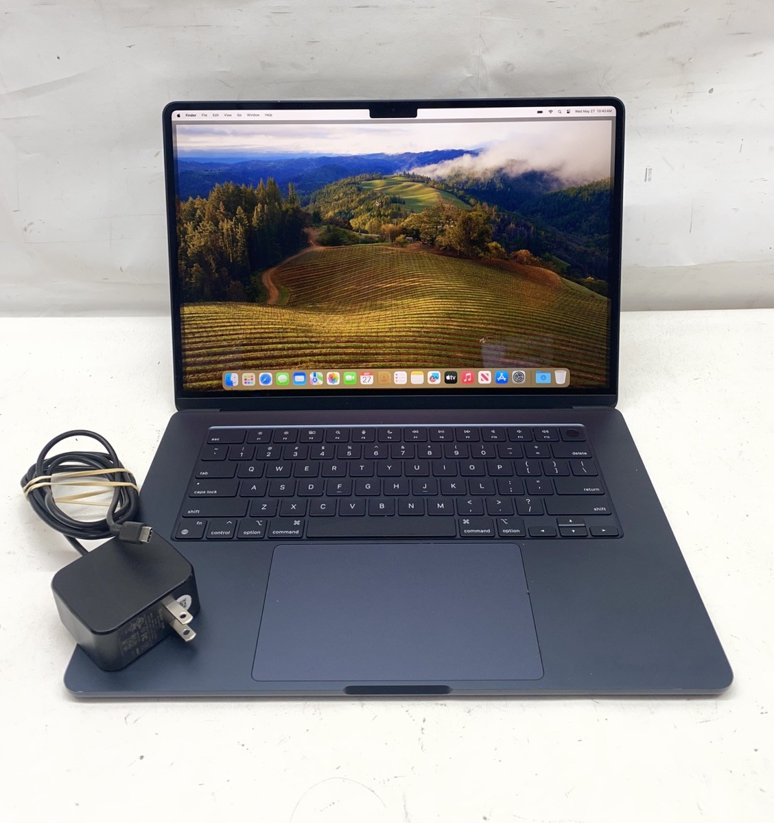 Apple MacBook Air 15″ M2 2TB/24GB Laptop Model: A2941 (CMP125869)