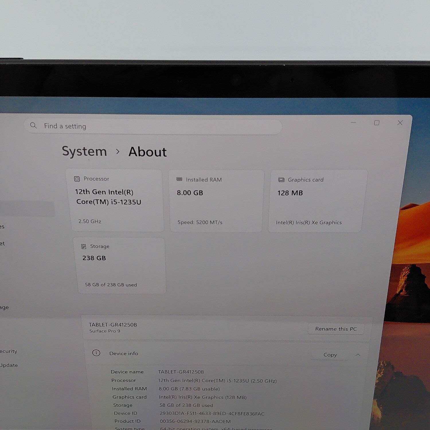 Microsoft Surface Pro 9 2038 13″ i5-1235U 2.5GHz 8GB RAM 256GB SSD
