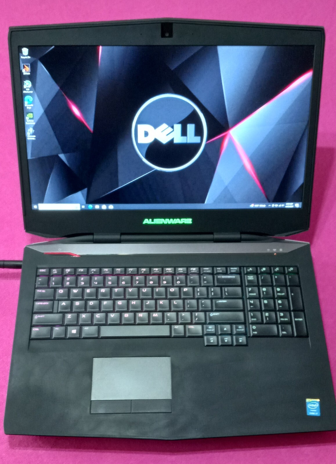 Alienware 17 “Ranger” i7-4900mq 2.8-3.8Ghz 16GB 256GB SSD NVIDIA P4200 FHD AX200
