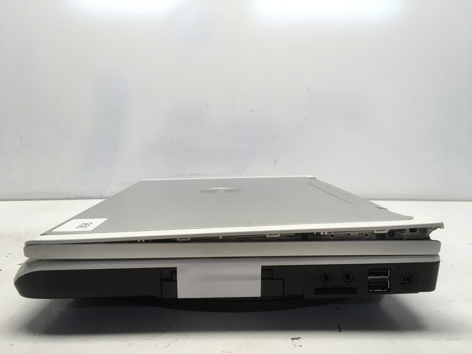 Dell Inspiron E1505 MM061 Intel Core Solo 06E8 1.66GHz 1 GB NO HDD No Batt