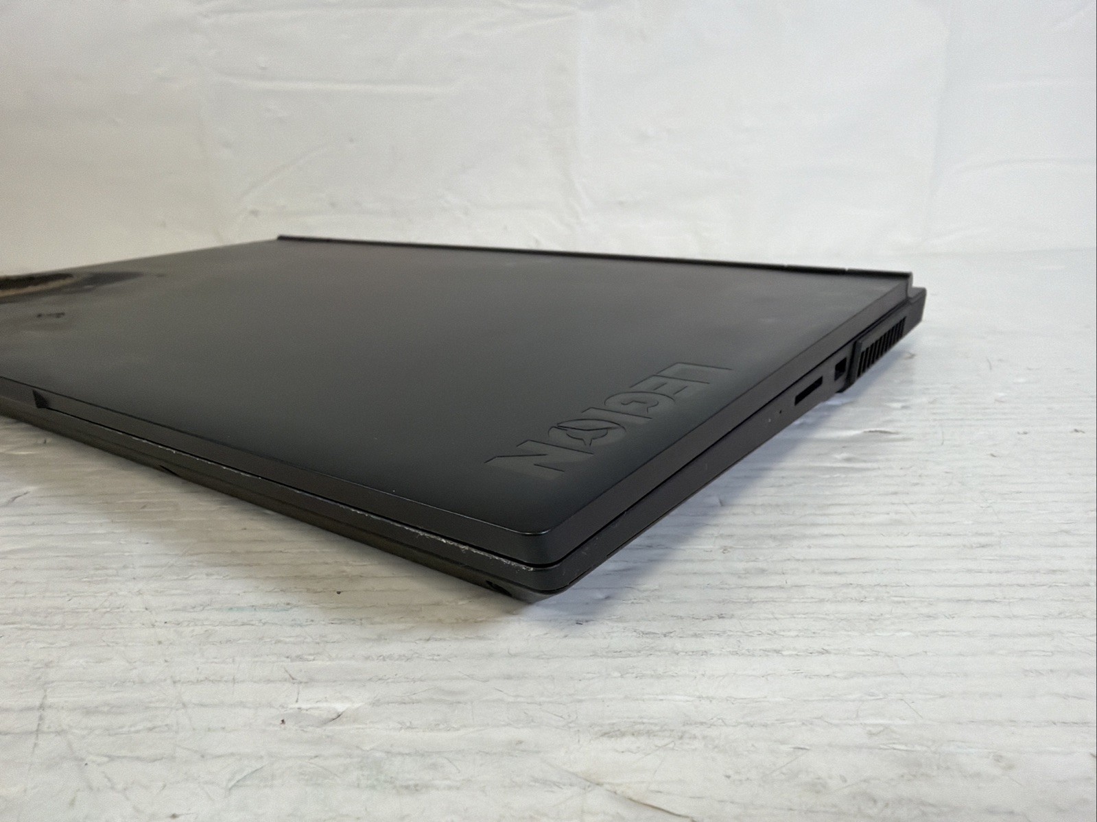 Lenovo Legion 5 17IMH05H 17″ i7-10750H 16GB RAM 256GB & 1TB GTX 1660 Ti – READ
