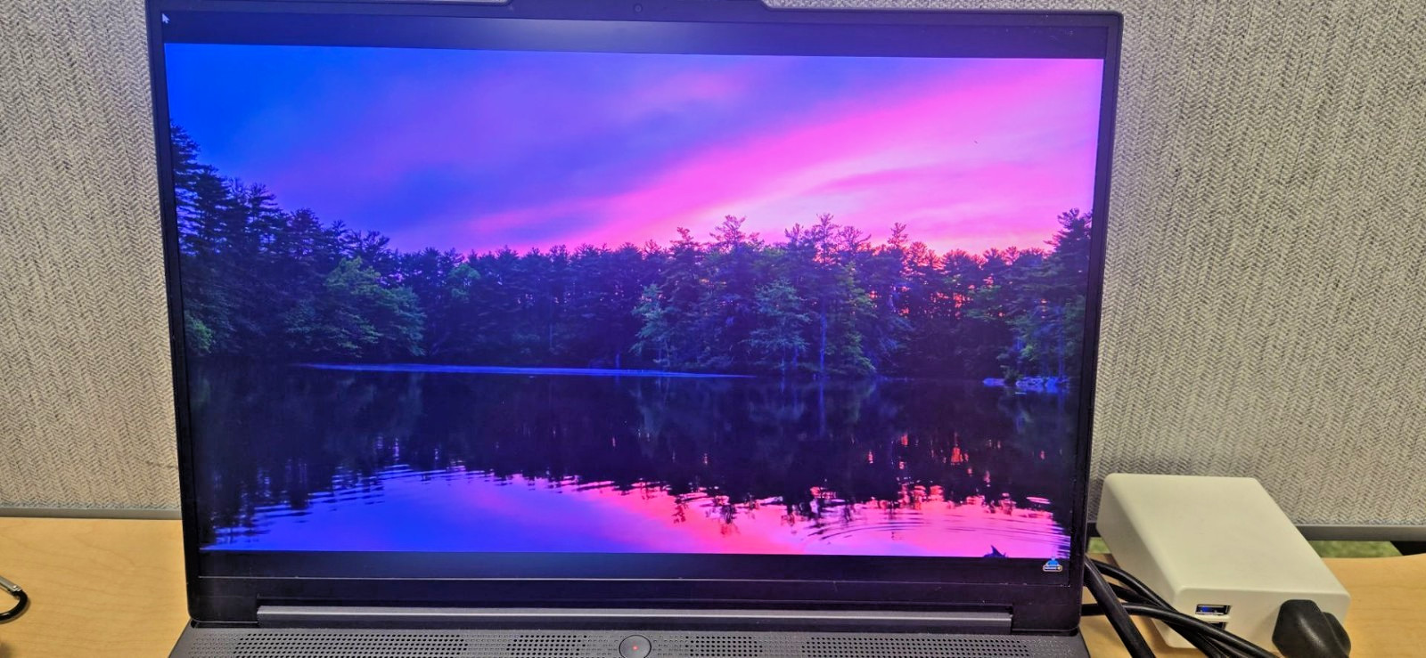 DIY CUSTOM Lenovo Legion Slim 5 16″ QHD+ Mini-Led Display, 96GB DDR5, 6TB SSDs