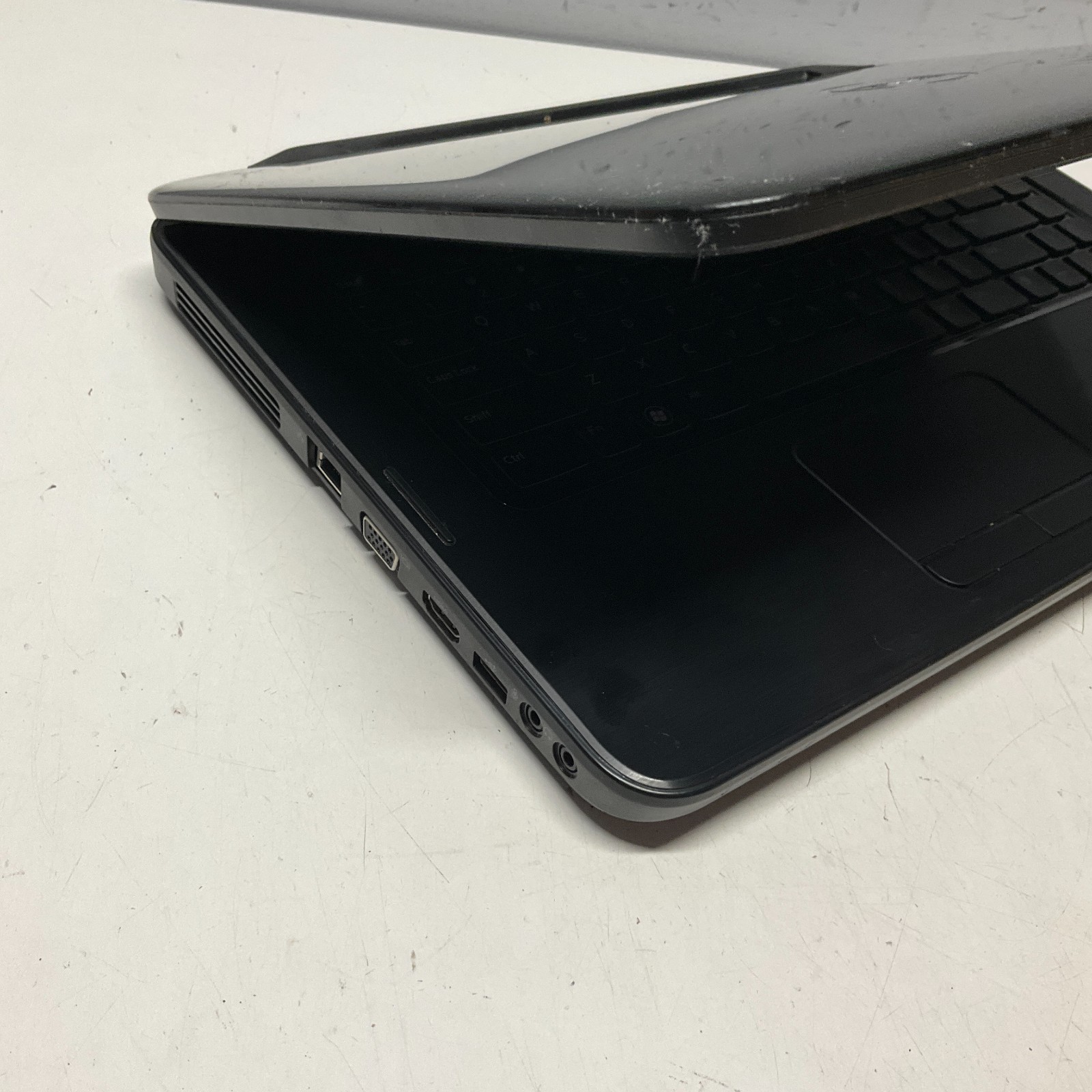 Dell Inspiron N5050 Intel Core i3-2370M 15″ Laptop 6GB 1TB HDD NO BATTERY