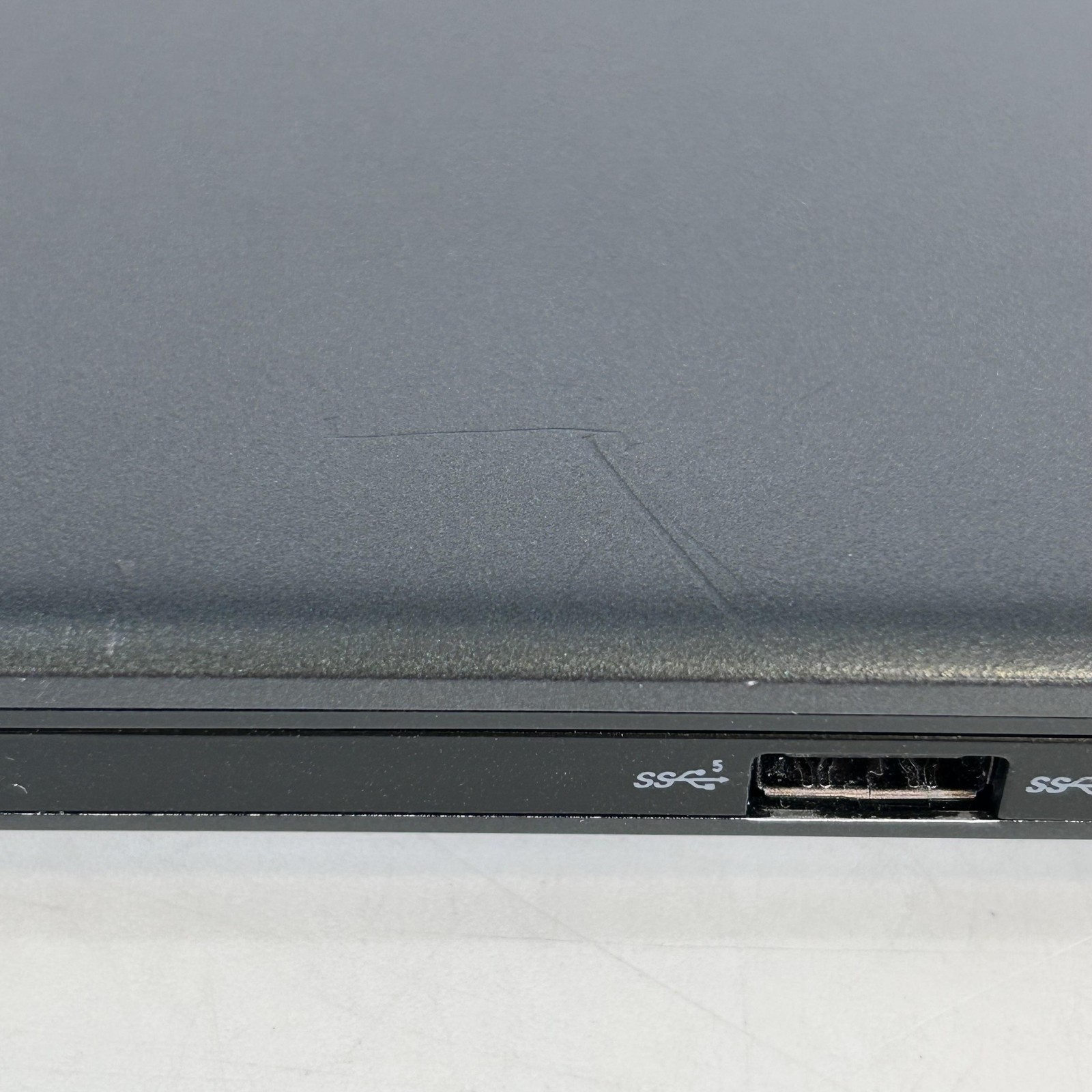 Dell Alienware m15 R5 165Hz FHD 3.2 GHz Ryzen 7 5800H 32GB 1TB SSD RTX 3060 Good