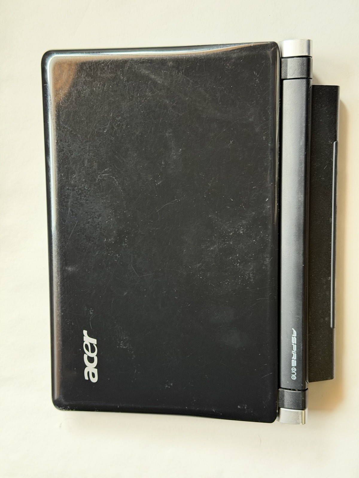 Acer Aspire One D250-1719 Netbook Intel 1GB RAM 160GB HDD Windows 7