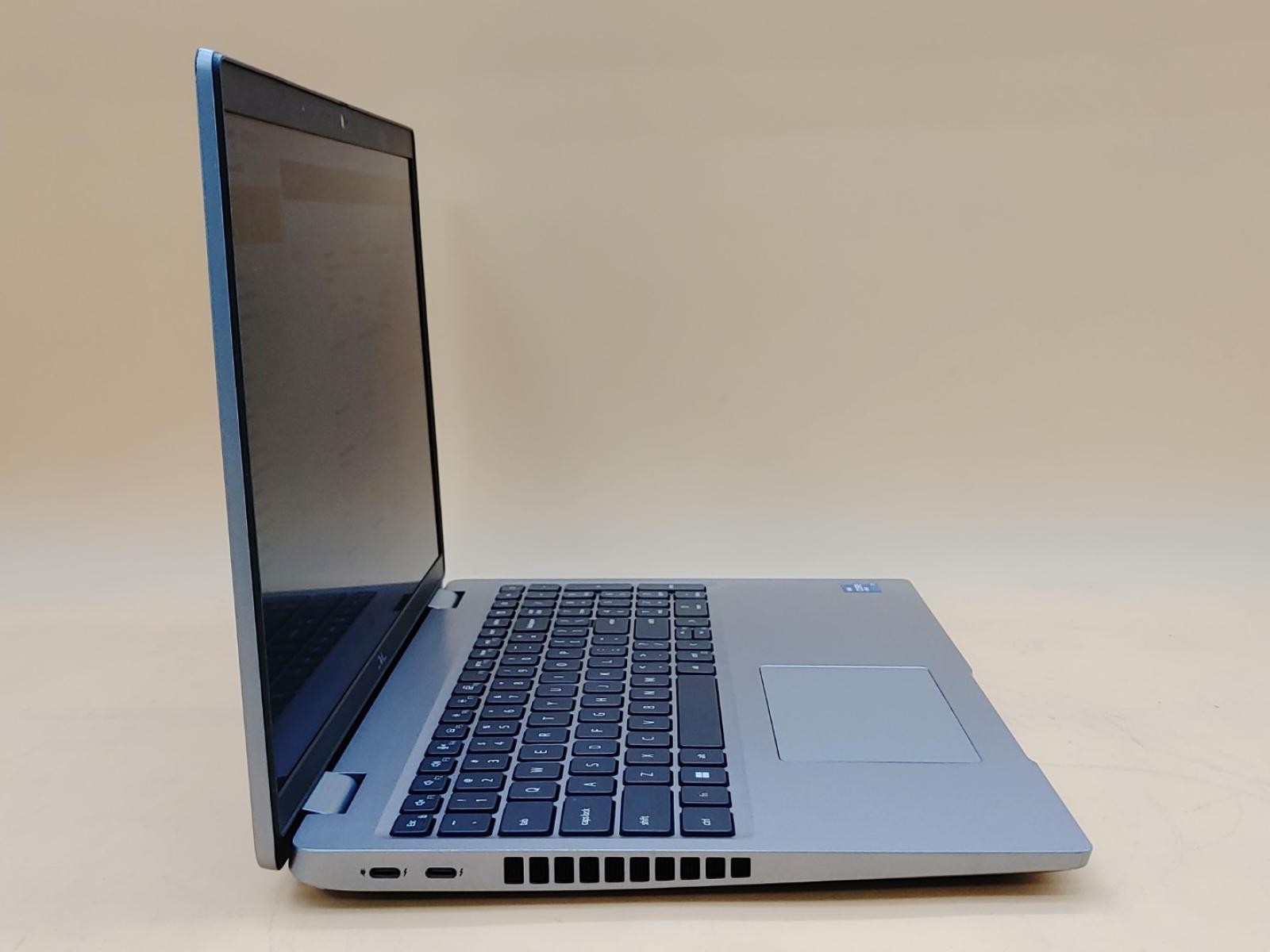 Dell Precision 3560 15.6″ Intel i7-1185G7 NVIDIA T500 *NO RAM/NO SSD/NO AC***