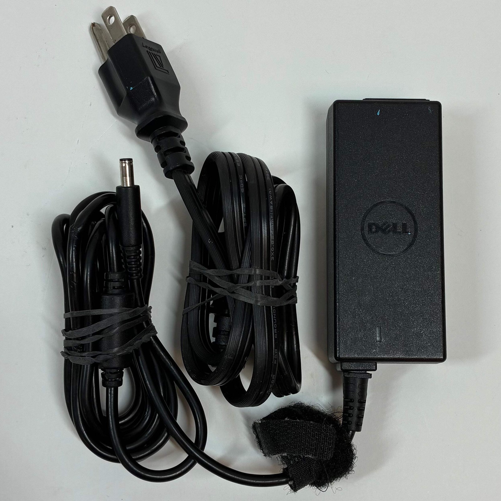 Broken Dell Inspiron 7373 13.3″ i5-8250U 1.6GHz 8GB RAM 256GB SSD NO WIFI