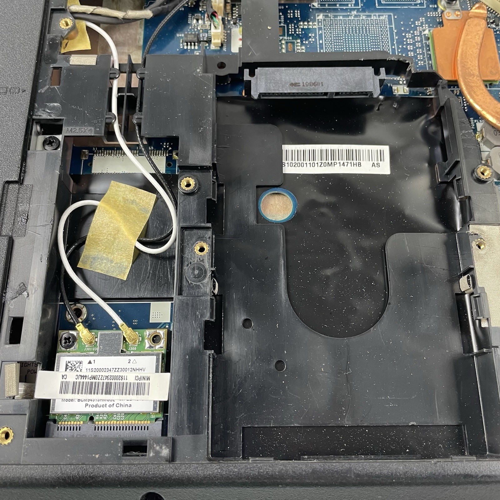 Lenovo IdeaPad Z565 15.6″ AMD Phenom 2 N660 3.0GHz 4GB RAM No SSD/OS/AC/Battery