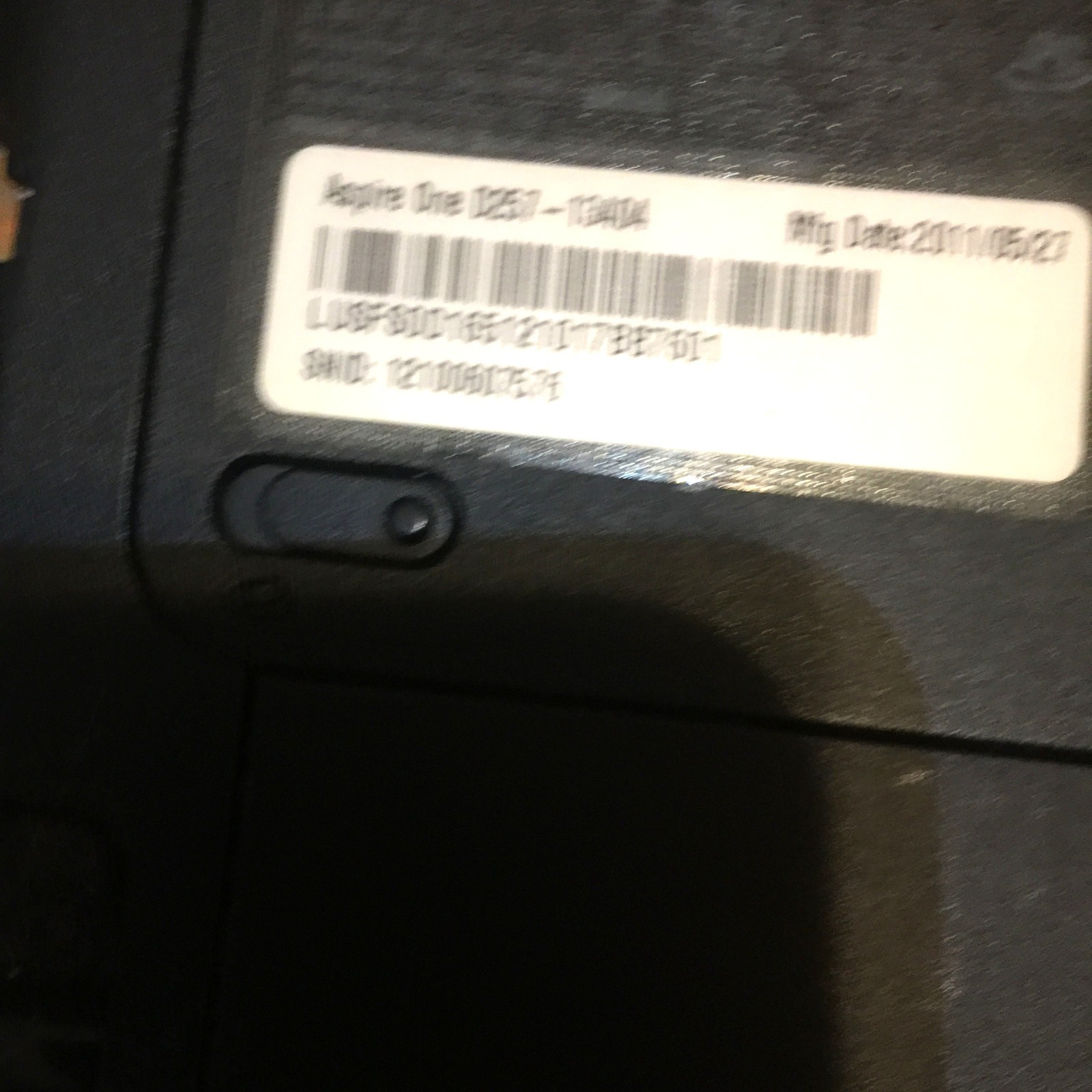 2x ACER LAPTOPS (ASPIRE ONE NAVE50 AND ASPIRON ONE ZE6) BROKEN SCREEN ,BUT WORK